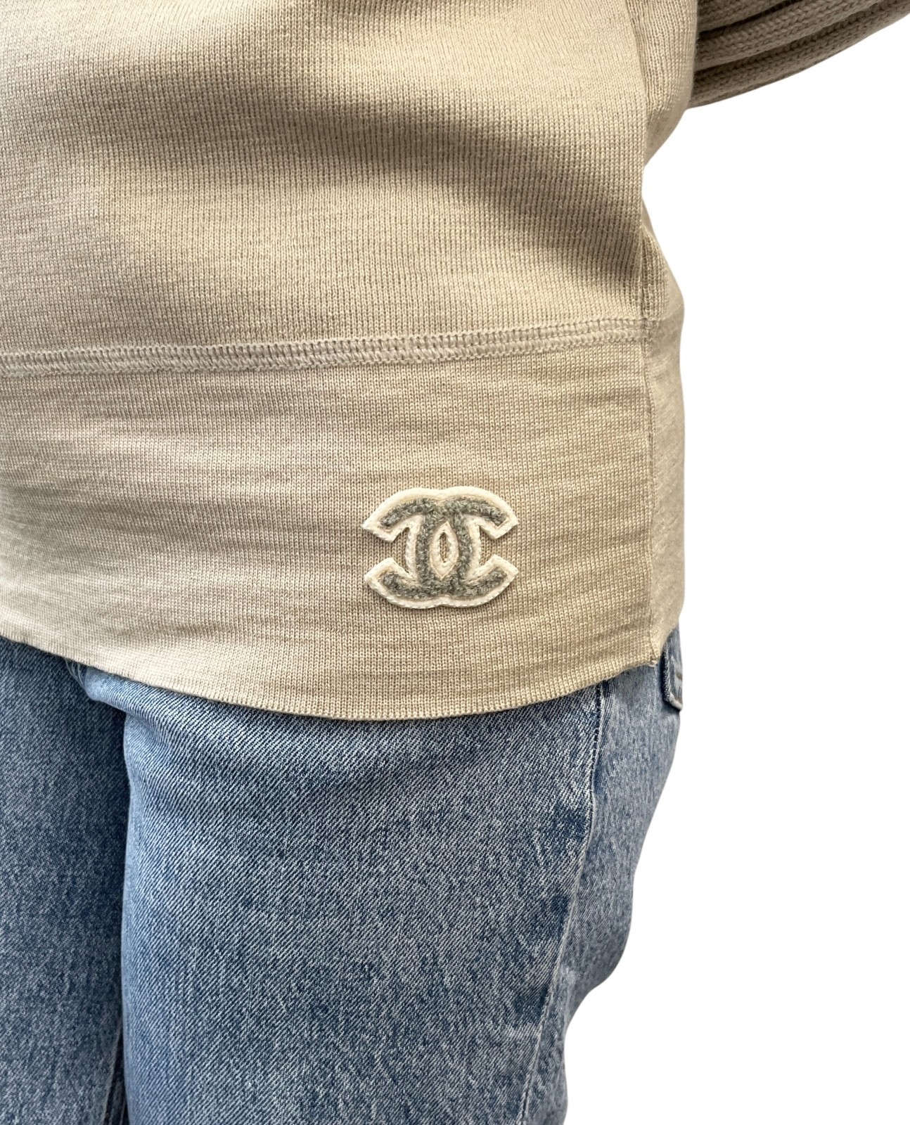 CHANEL Vintage 01A CC Logo Rib Knit Turtleneck Sweater Top #42 Beige 902074