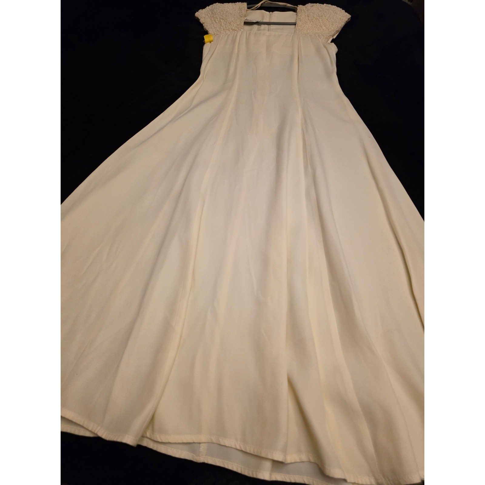Jeffrey & Dara Linda Hutley Vintage Cream Maxi Gown Square Neck Cap Sleeve 5/6