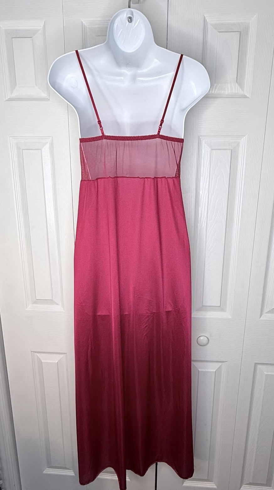 Vintage OLGA 91035 Red Bodysilk Nightgown Size 34 Small 70s 80s USA Lingerie