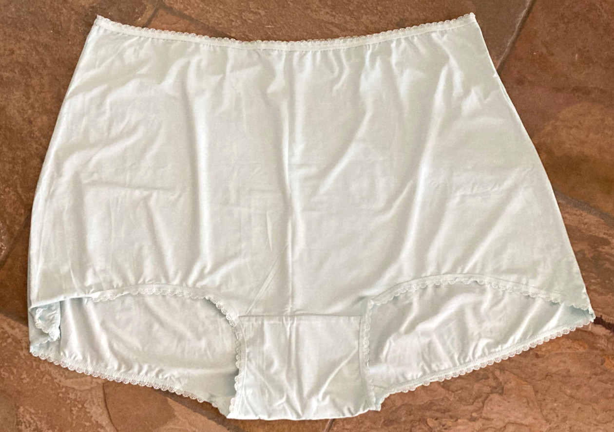 823 Pastel Mint Green 16 (4X) Silky Smooth Eyelet Trim Full Brief Panty #286