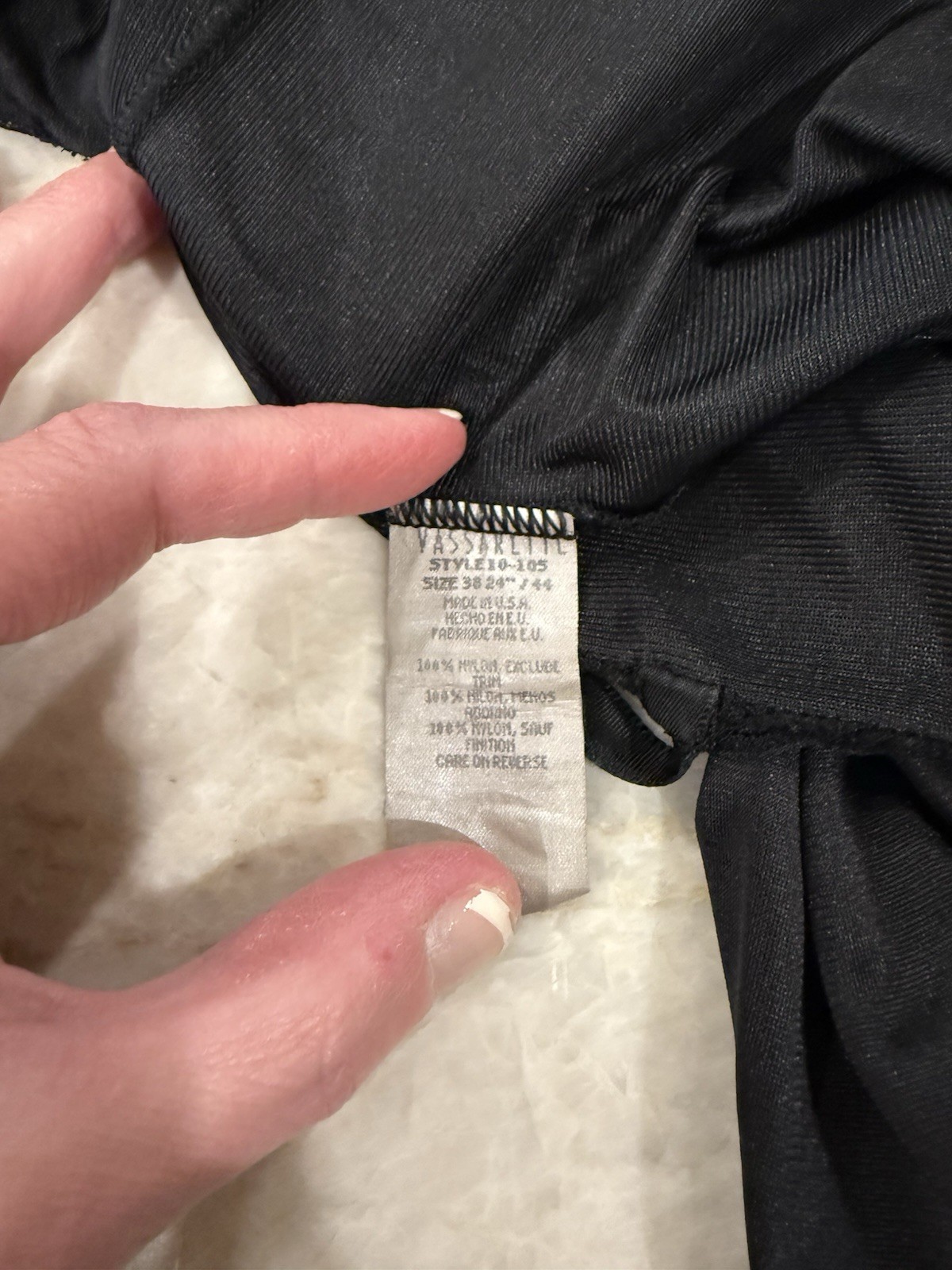 Vintage vassarette ladies black full slip style 10-105 size 38 24 inches