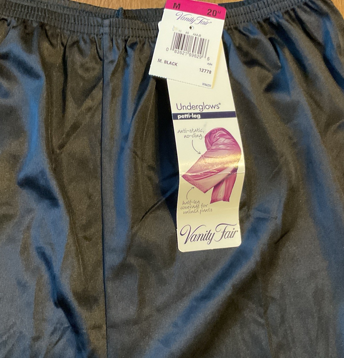 Vtg Vanity Fair Underglows Nylon Lace 20&Prime; Petti-Leg Slip Shorts Black Medium NWT