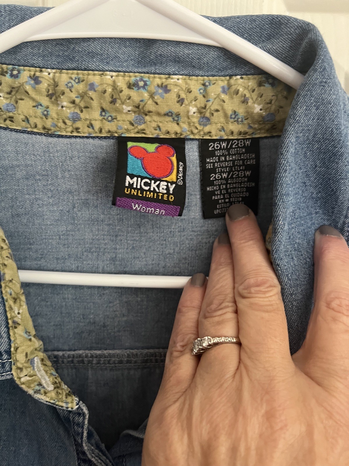 Vintage Disney Denim Shirt Women’s Mickey Unlimited Embroidered Size 26W/28W