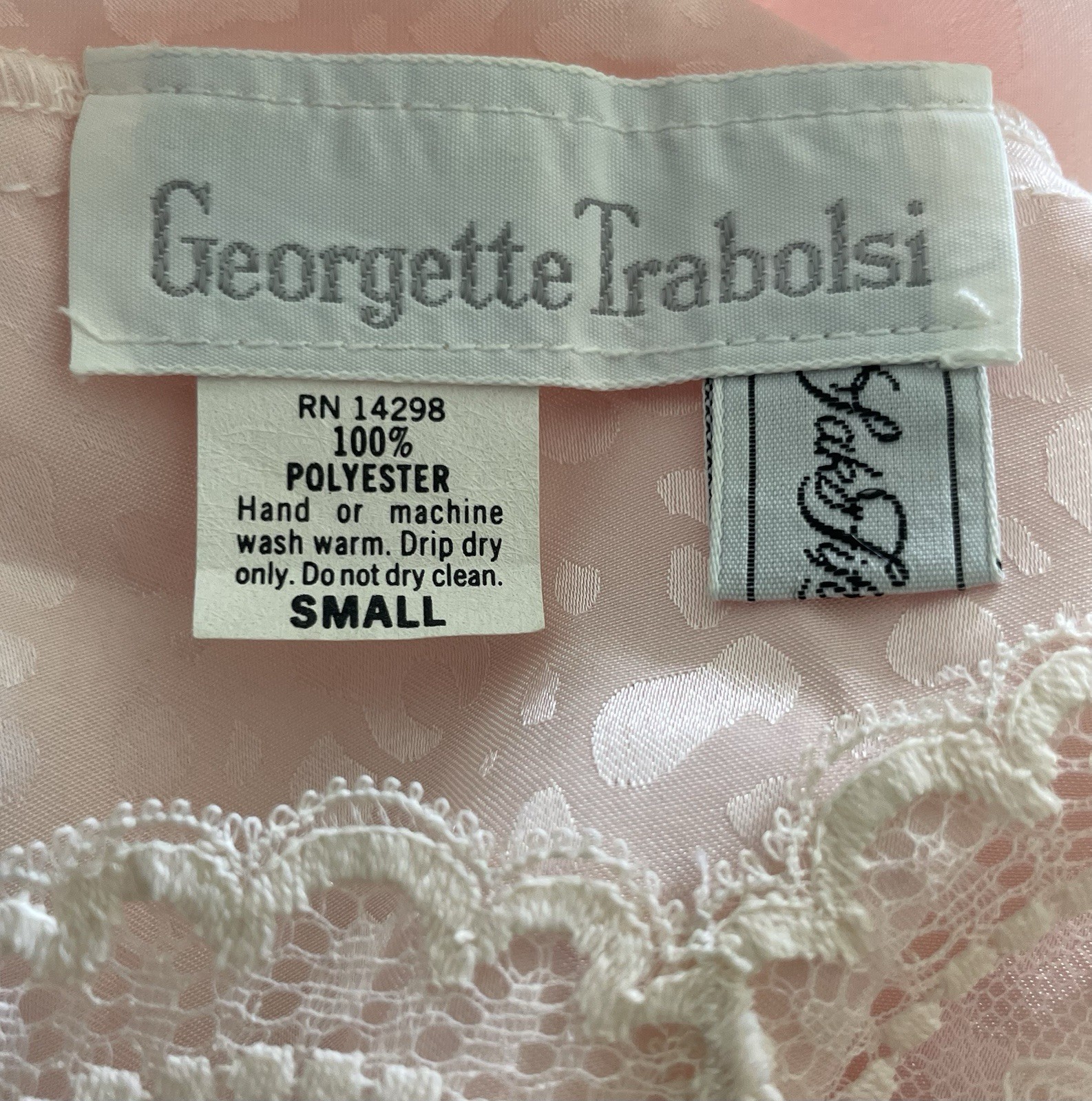 VTG &rsquo;80s Georgette Trabolsi – Medium- Chemise Nightgown -Blush Pink Cream Lace