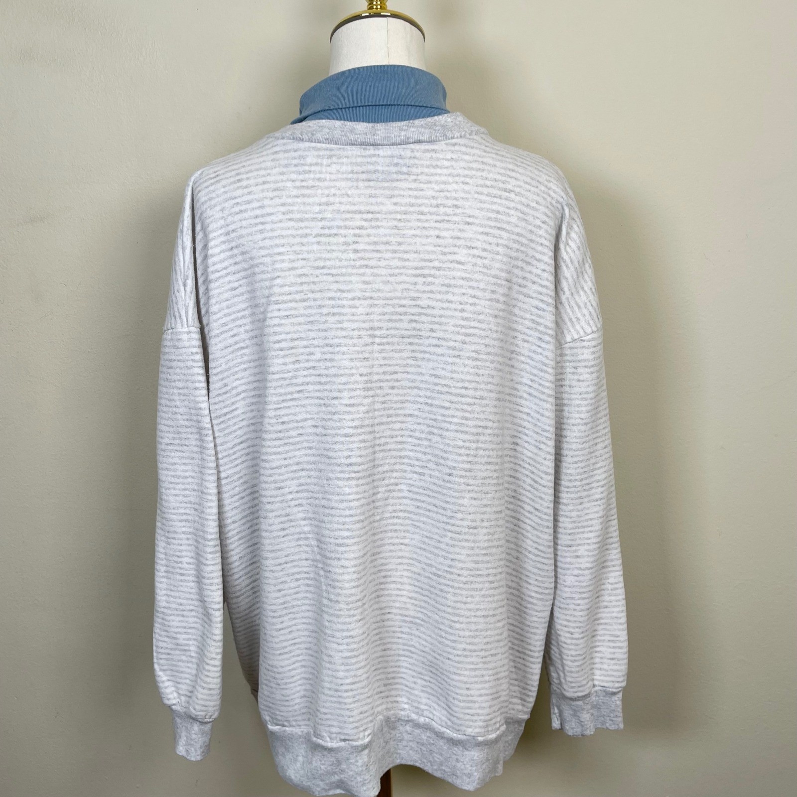 Vintage Separate Issue Sweatshirt XL Gray Cottagecore Mock Neck Hearts 80s