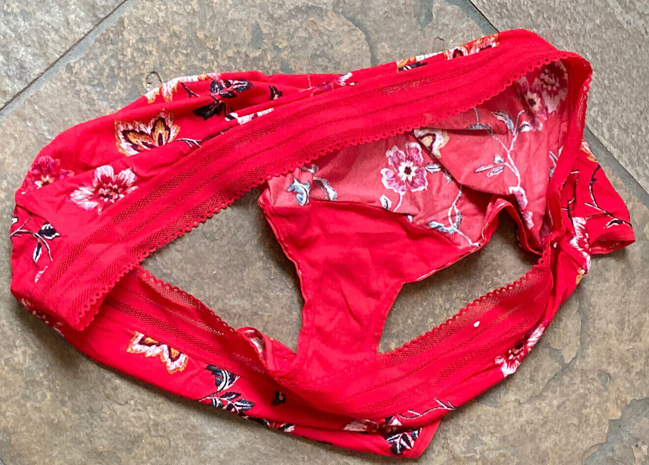 722 CACIQUE 22/24 Silky Smooth Red Floral Hipster Panty #4855