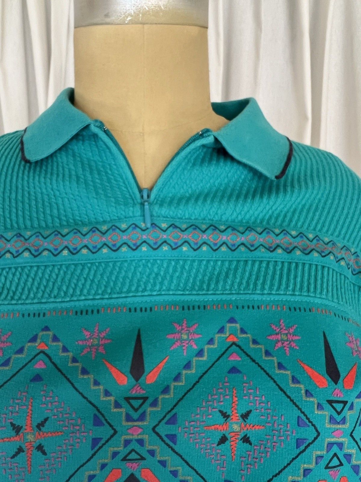 Vtg 90’s Petite Sophisticate Teal Textured L Sl Cotton Top W/ Aztec Print S