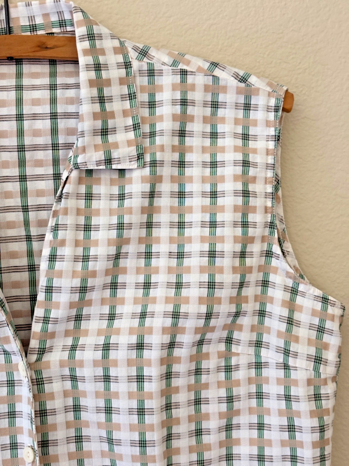 Vintage 60s Ship n Shore Thin Cotton Button down sleeveless M/L Top White &Green