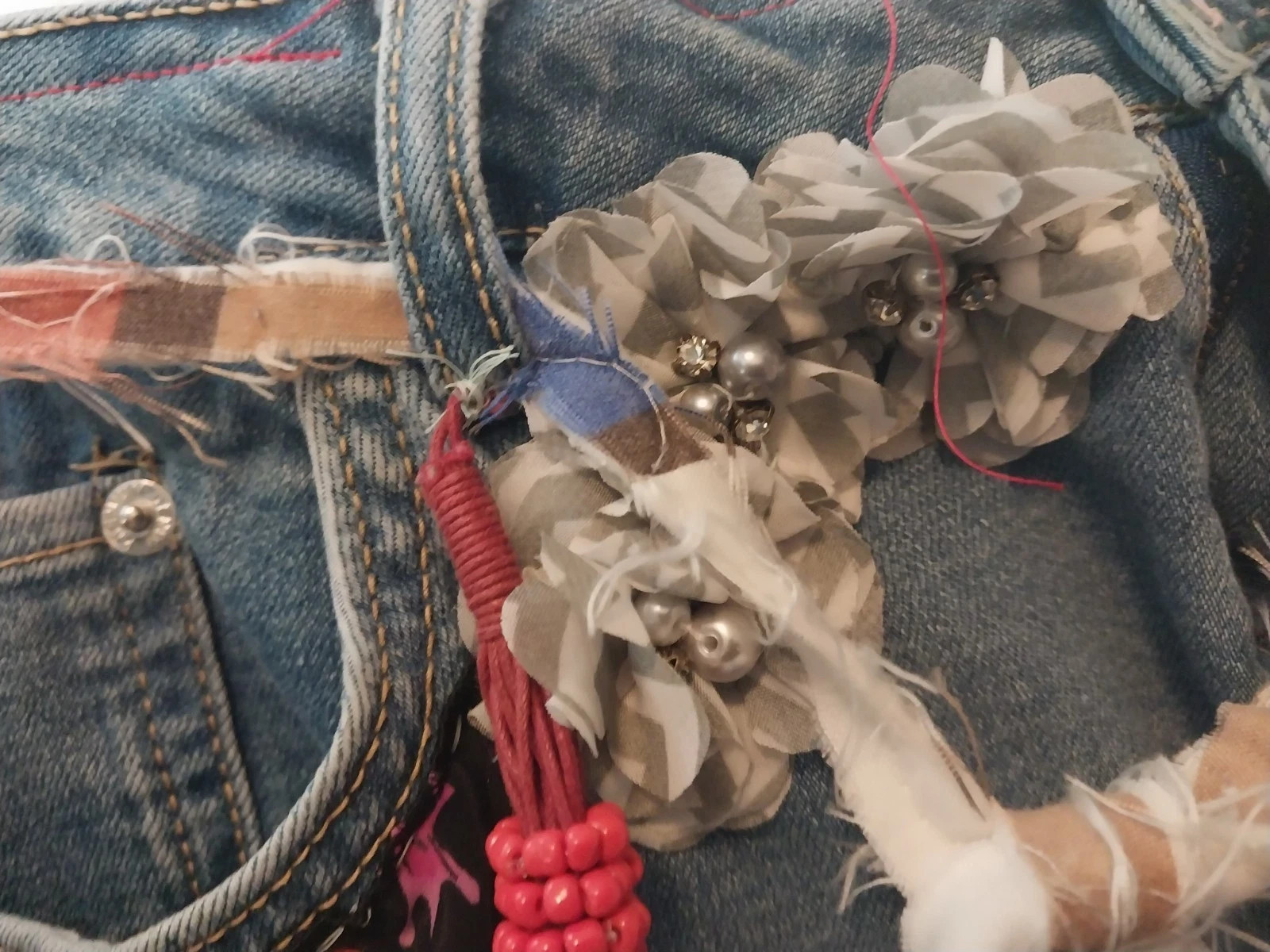 Vtg FRINGE CROCHET REWORKED ART TO WEAR DENIM SHORTS PATCHWORK BOHO HIPPY S