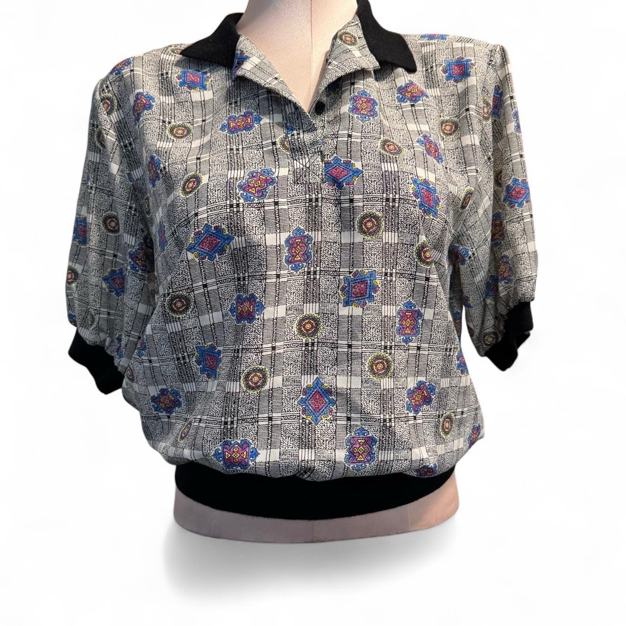 PARTNERS By Mervyn’s Collared Women’s Blouse. Vintage Print.