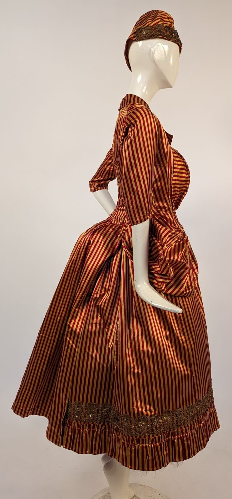 1880’S VICTORIAN FRENCH REVOLUTION BASTILLE DAY BUSTLE DRESS W TIPPED CAP