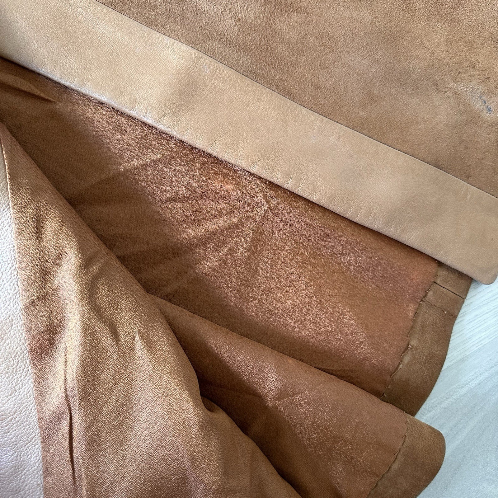 Vintage 1970s LOEWE Tan Suede Leather Maxi Coat Women&rsquo;s 41” Bust