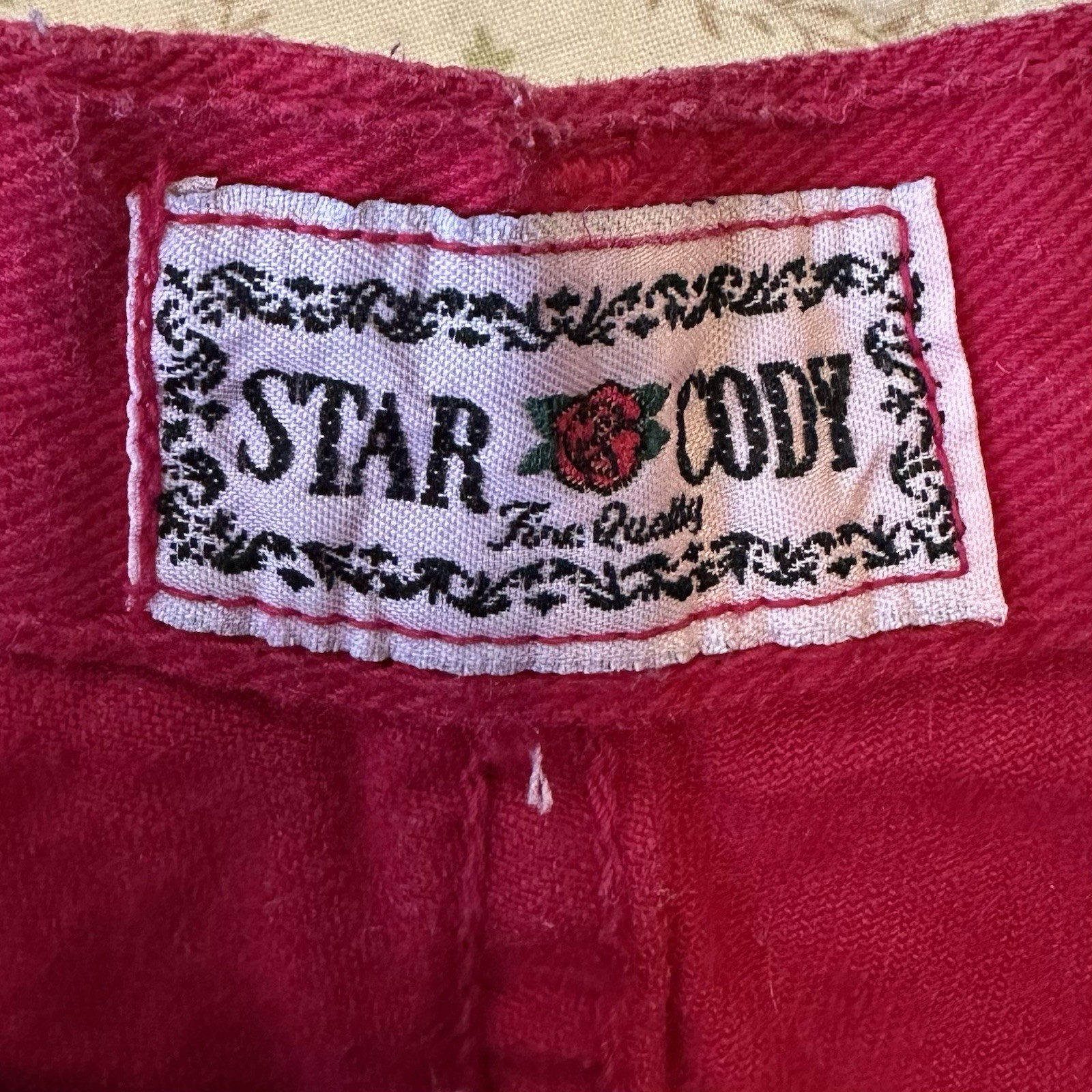 90s Vintage Star Cody Womens Magenta Hot Pink Size 9 High Waist Jean Shorts 23in