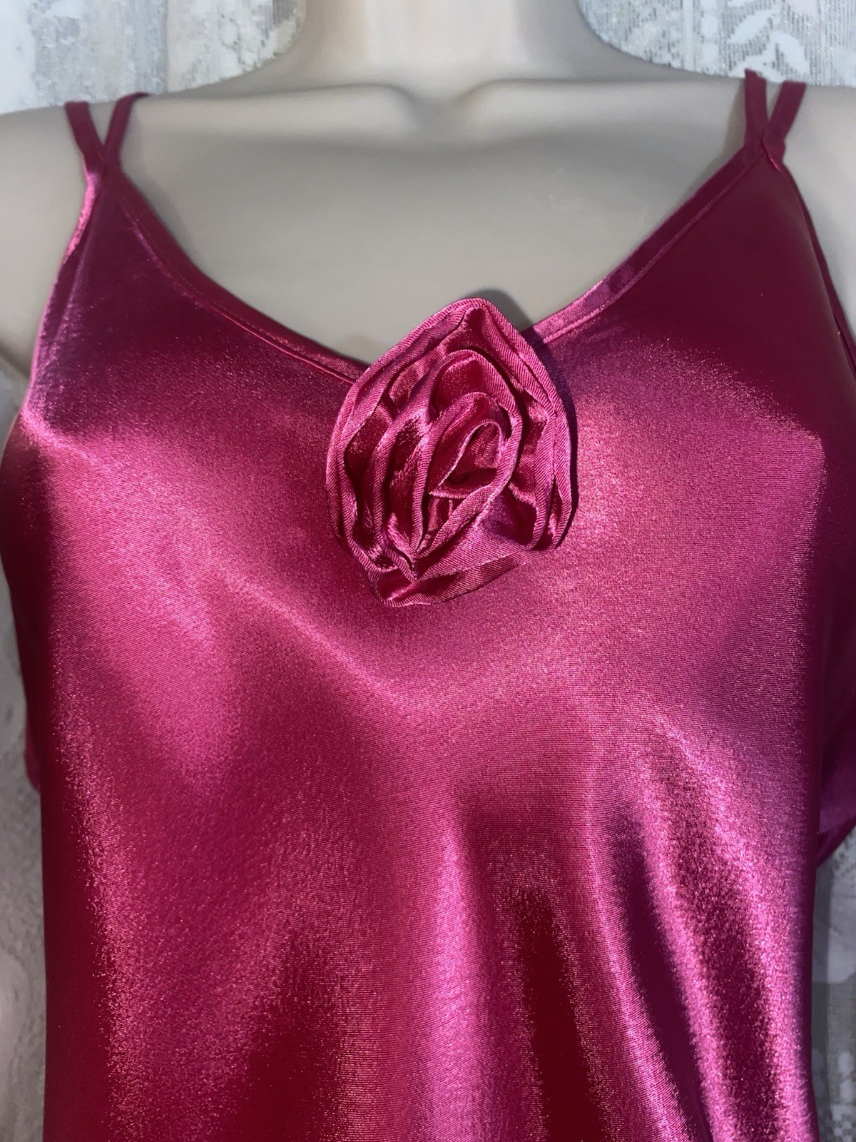 VTG SEXY M L Raspberry DEIDRE Satin Nightgown Negligee Gown w ROSETTE Hong Kong