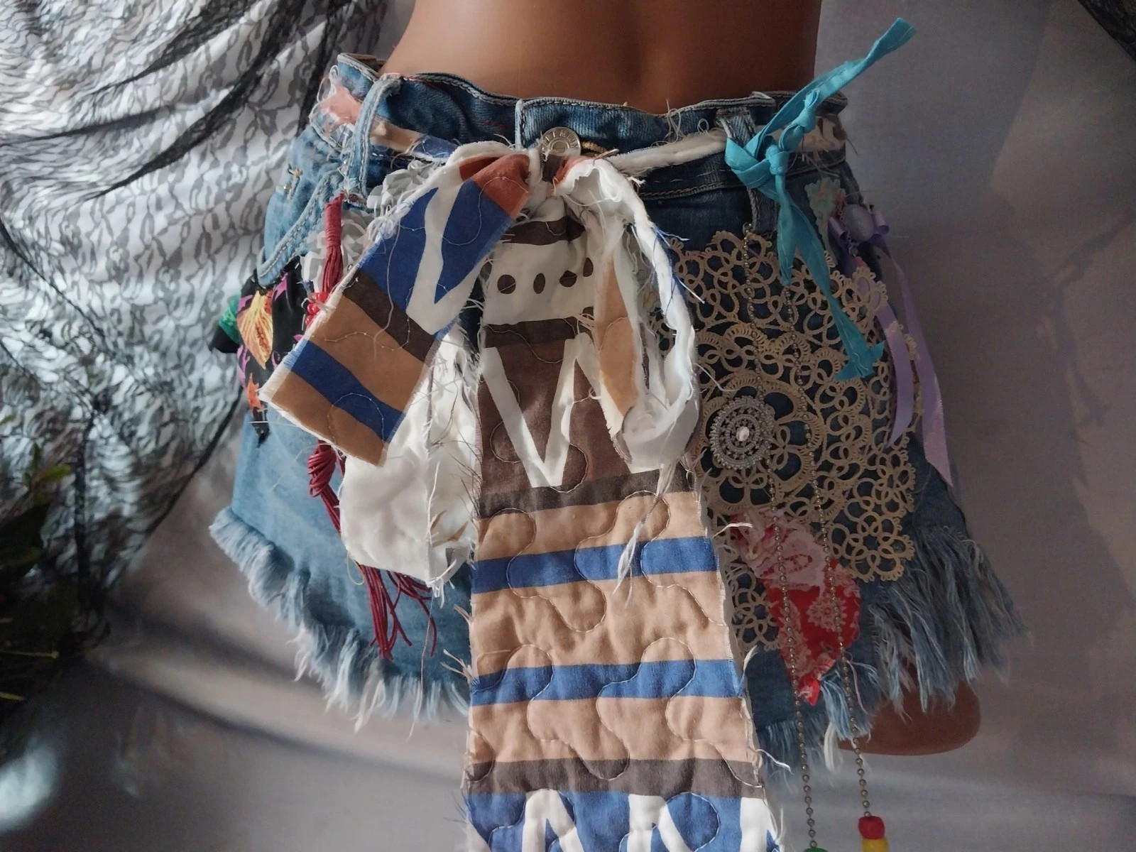 Vtg FRINGE CROCHET REWORKED ART TO WEAR DENIM SHORTS PATCHWORK BOHO HIPPY S