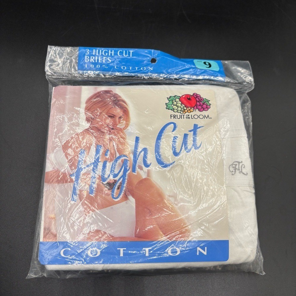 Vintage New 1999 Fruit Of The Loom Women&rsquo;s Briefs Underwear 100% Cotton Size 9