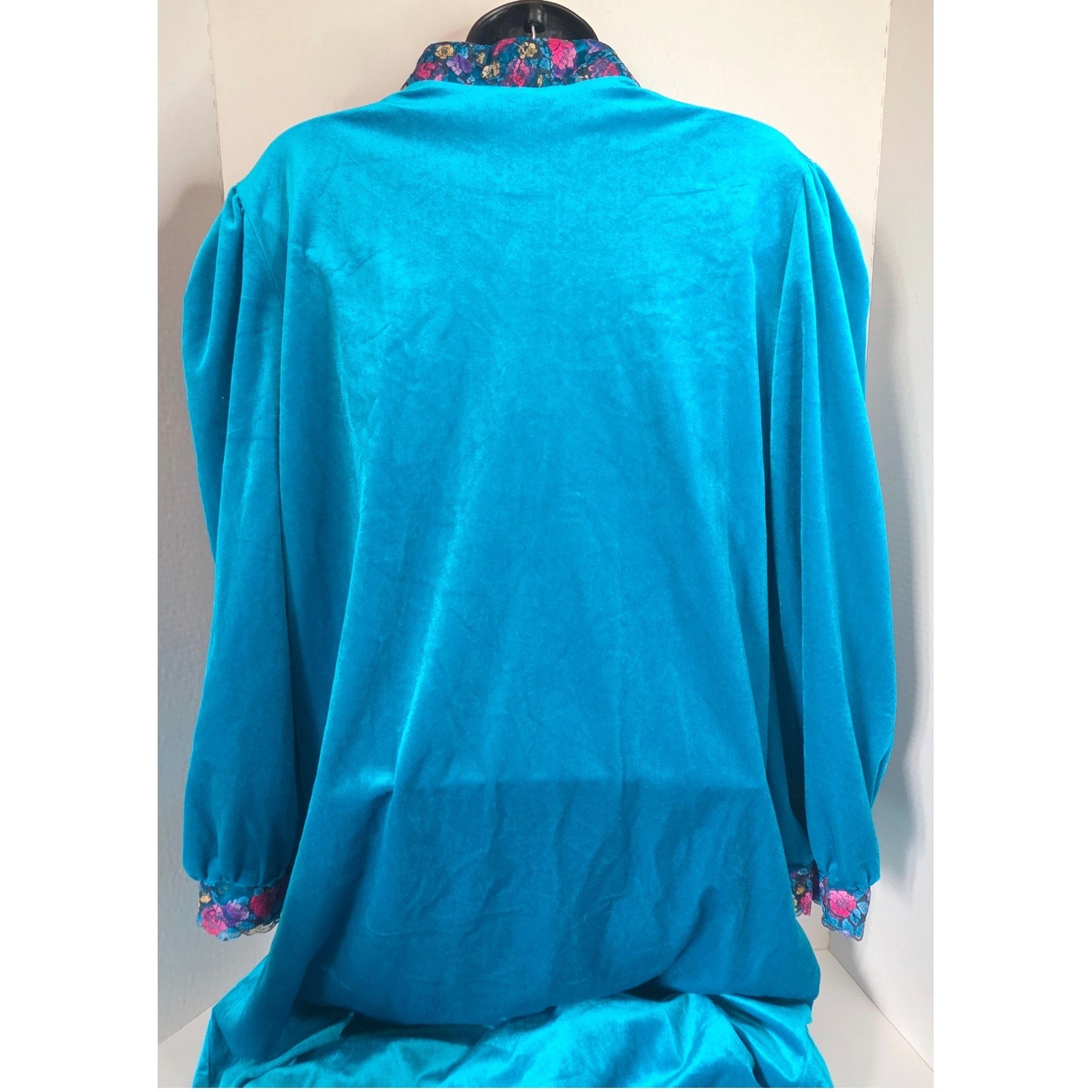 Vintage Lara Dee New York Teal Velour Floral Lace Ruffle Robe Nightgown Medium