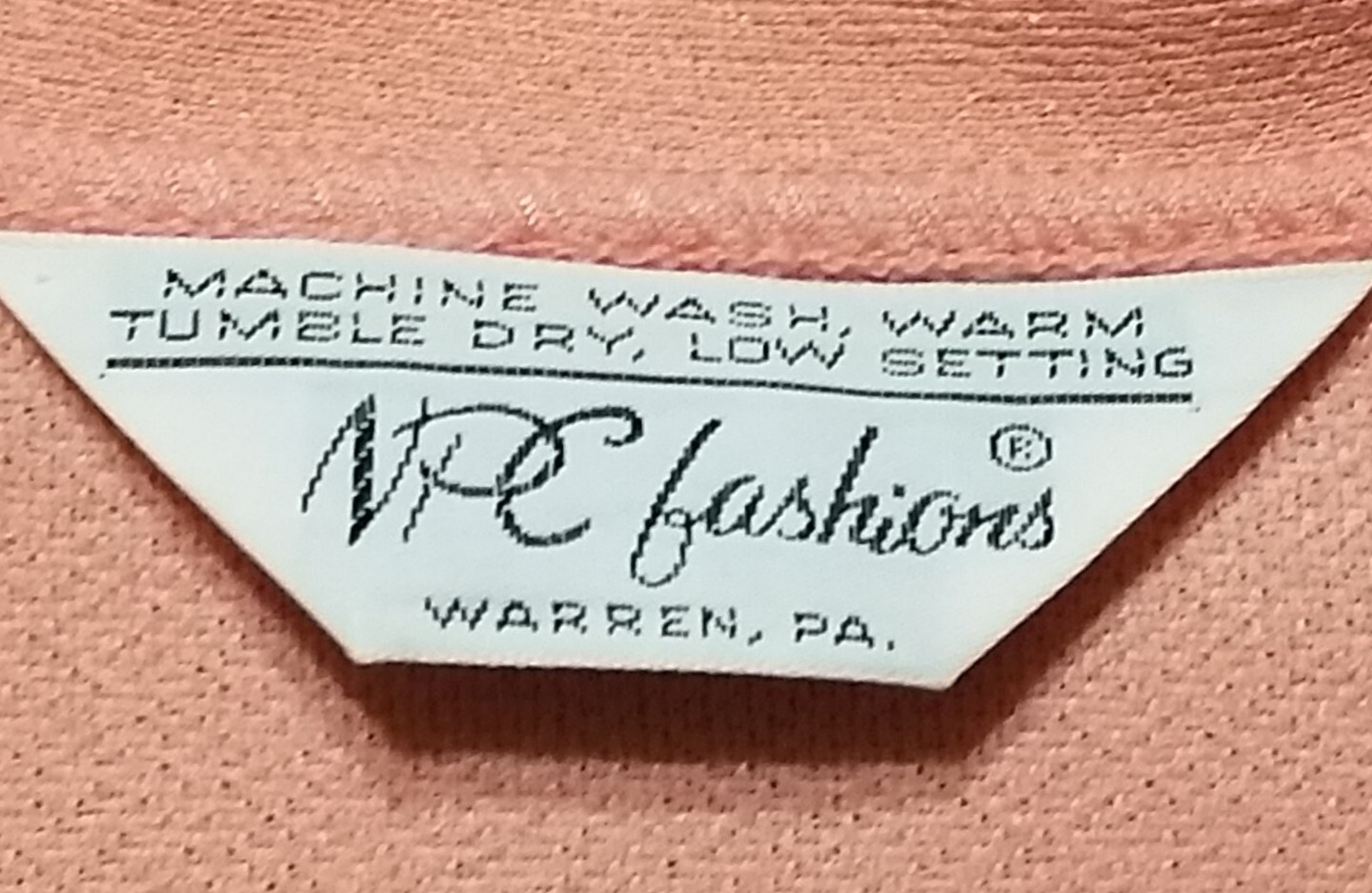 Vintage 1970s NPC FASHIONS Pant Suit Size 17/18 Womens Peach Double Knit Set