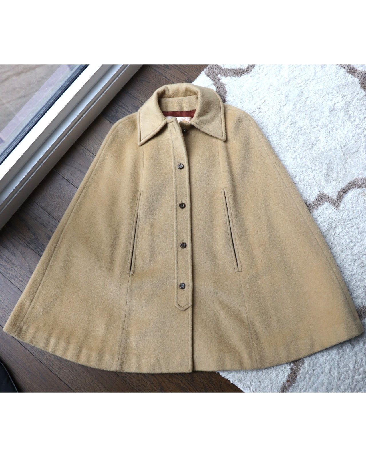 Vintage Pendleton Ladies Cape Coat Virgin Wool Tan – 1960s – Size 12 – Large