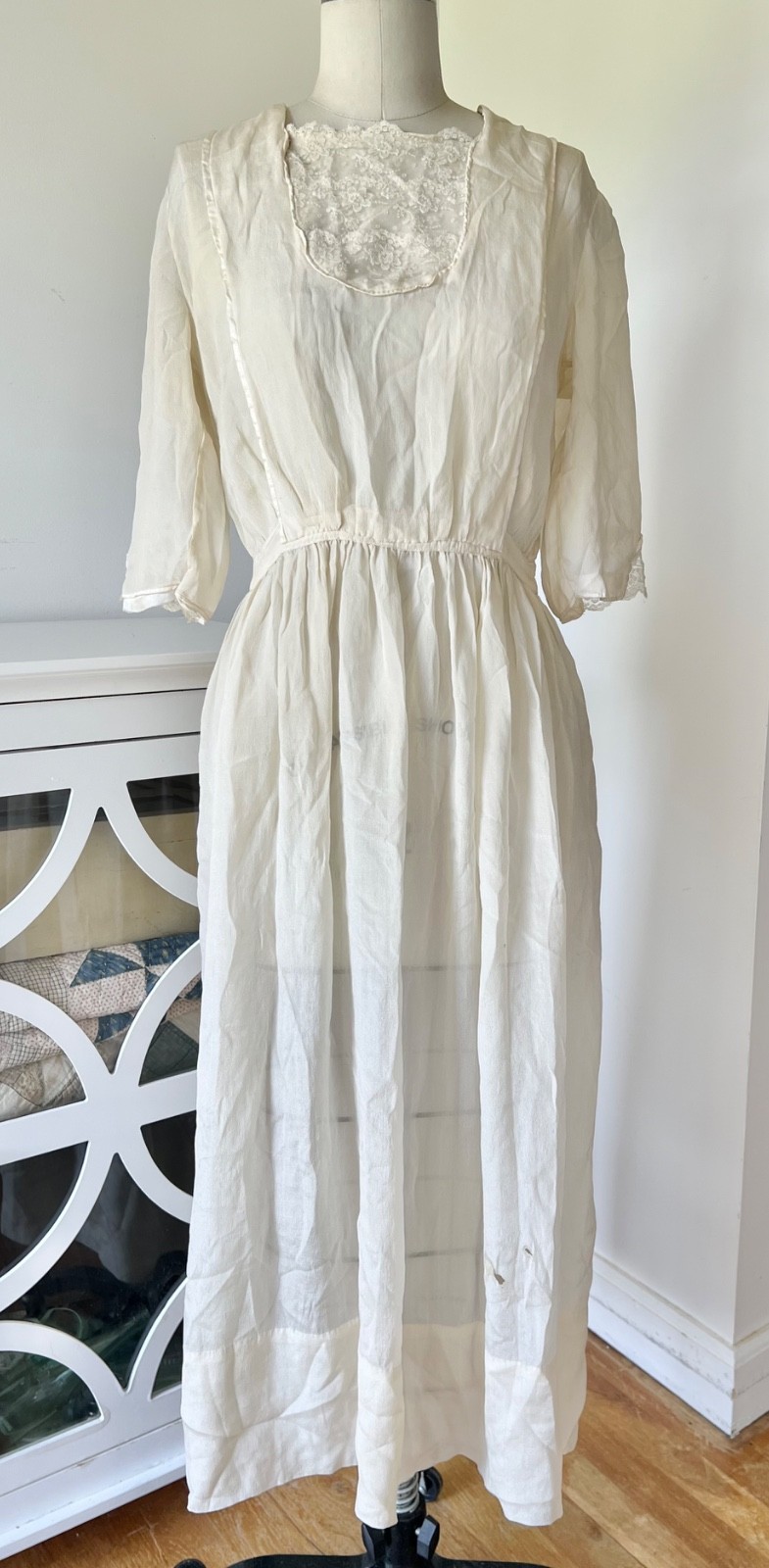 Antique 1910s Tissue Silk Dress Off White Lace Details Size Small