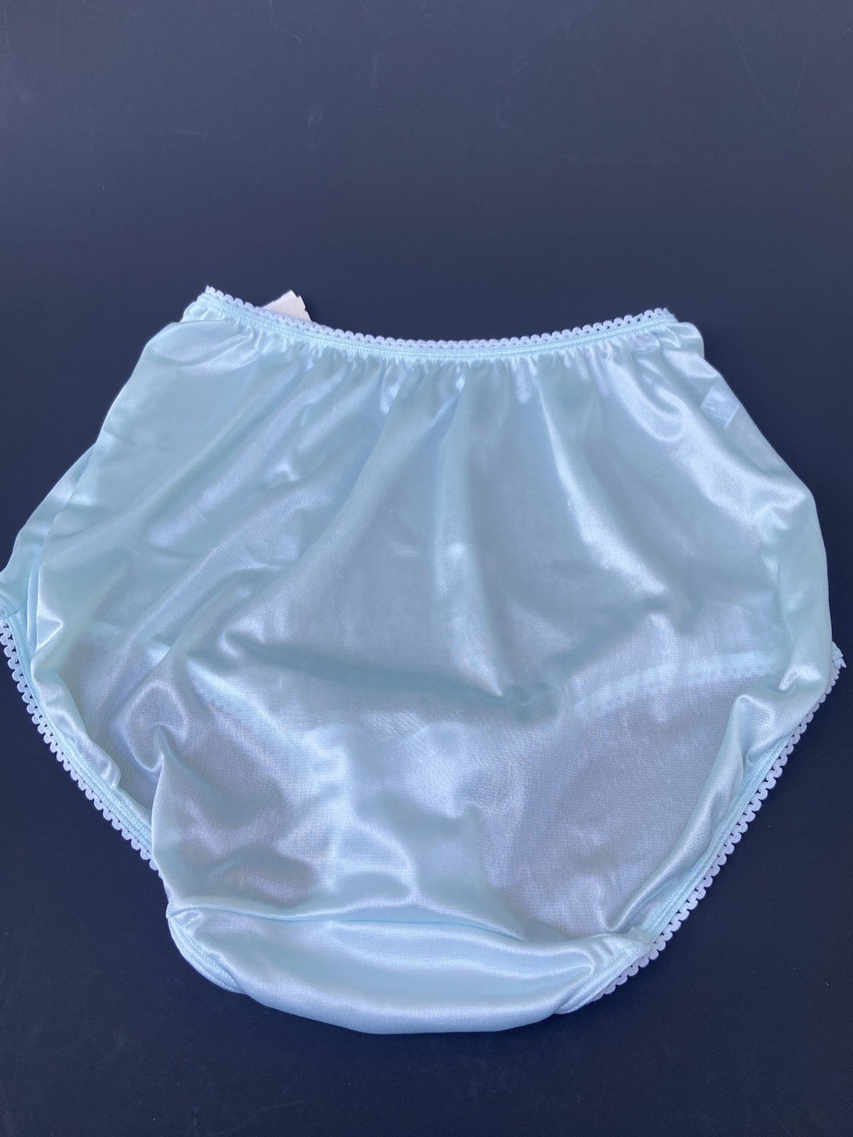 Warners 55184 Perfect Measures Panties Size 8 Nylon Brief Light Aqua Blue FLAWS