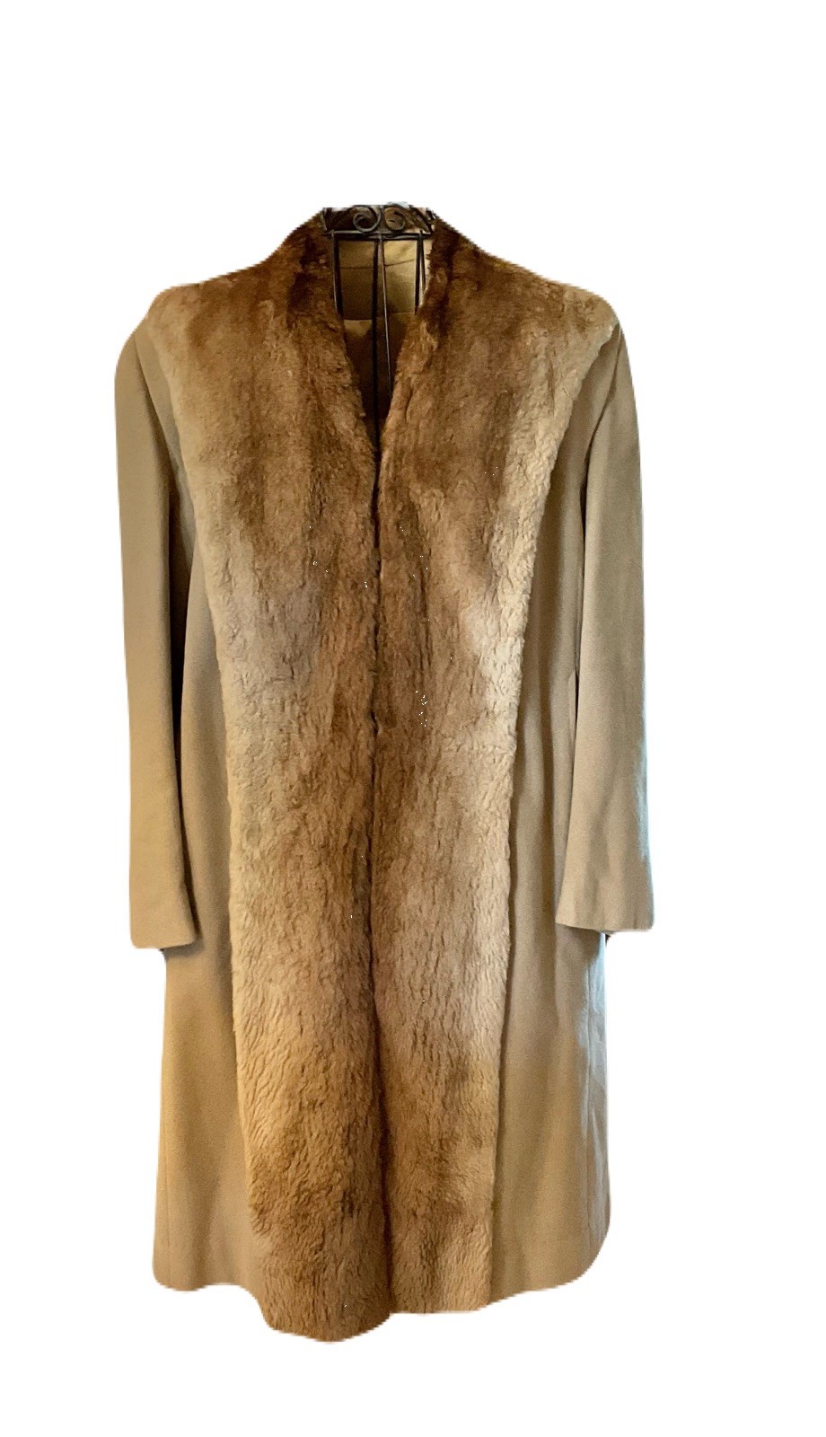 Women&rsquo;s M/P Vintage Wool, Mid Length Coat w/Sheared Beaver Collar,Satin Lining