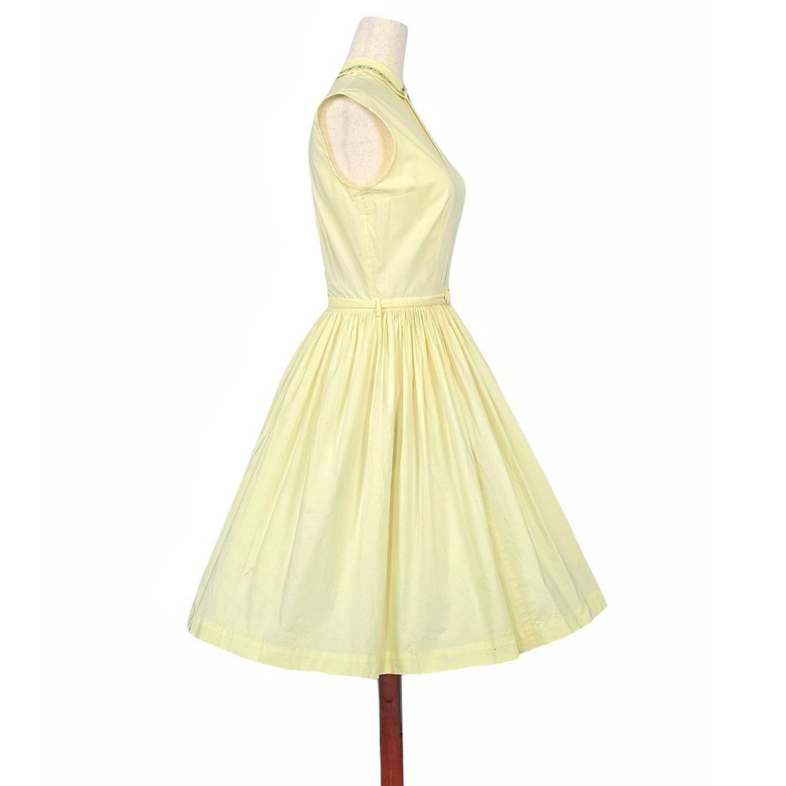 1950s Vintage Dress Belt Set 50s Summer Fit N Flare Cotton Yellow Embroidered XS