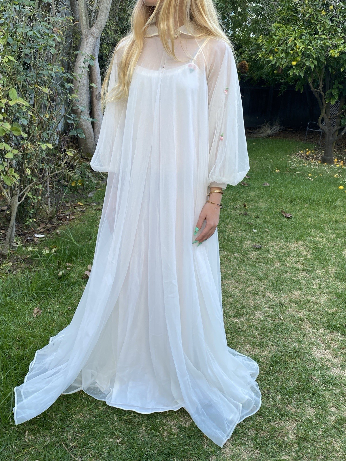 Vtg 60s XS Peignoir Long Sheer Nylon Robe & Nightgown White Floral Appliqué