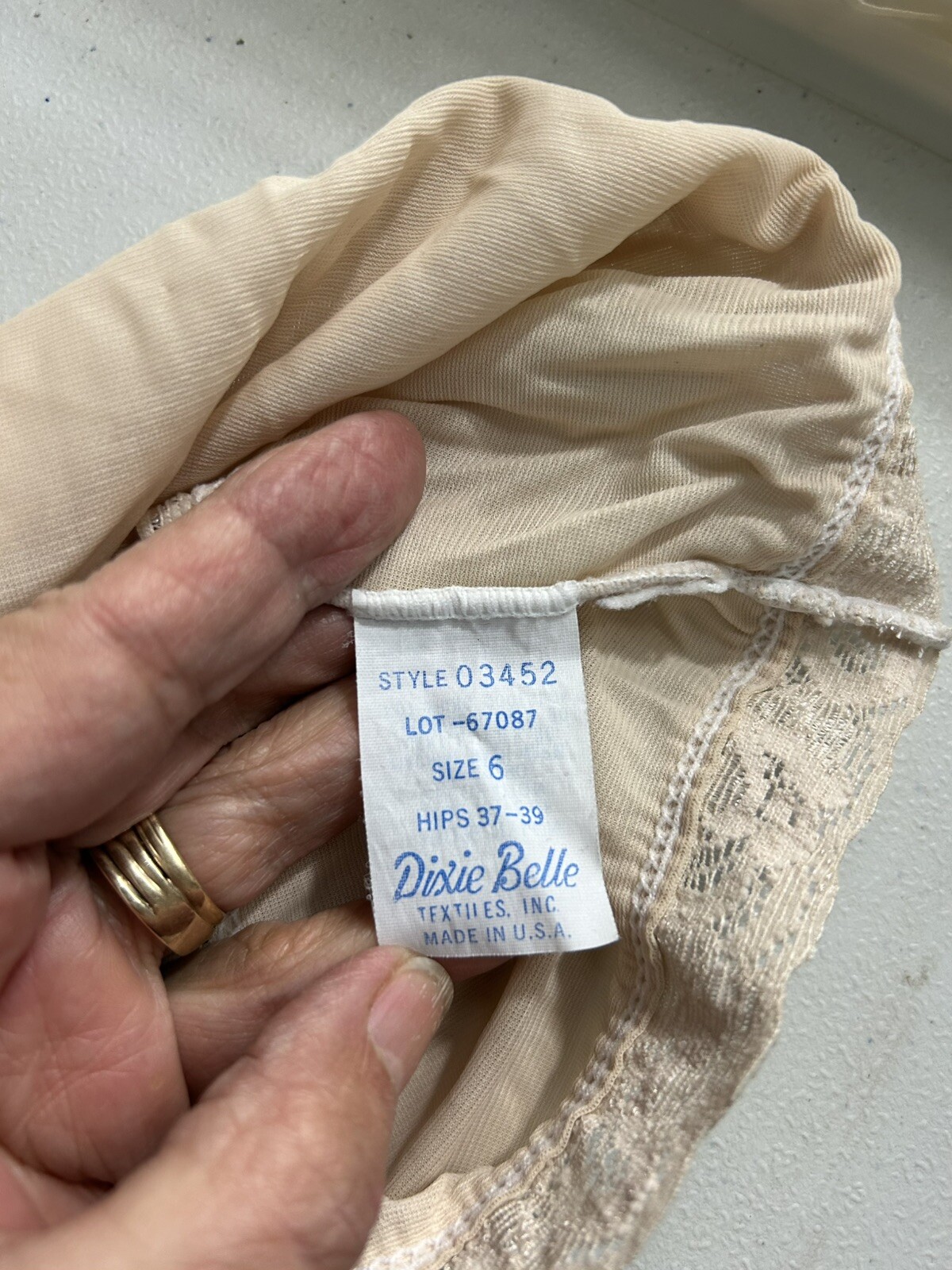 Vintage Dixie Belle 100% Nylon Lace Trim Bikini Panty Panties Briefs Beige Sz 6