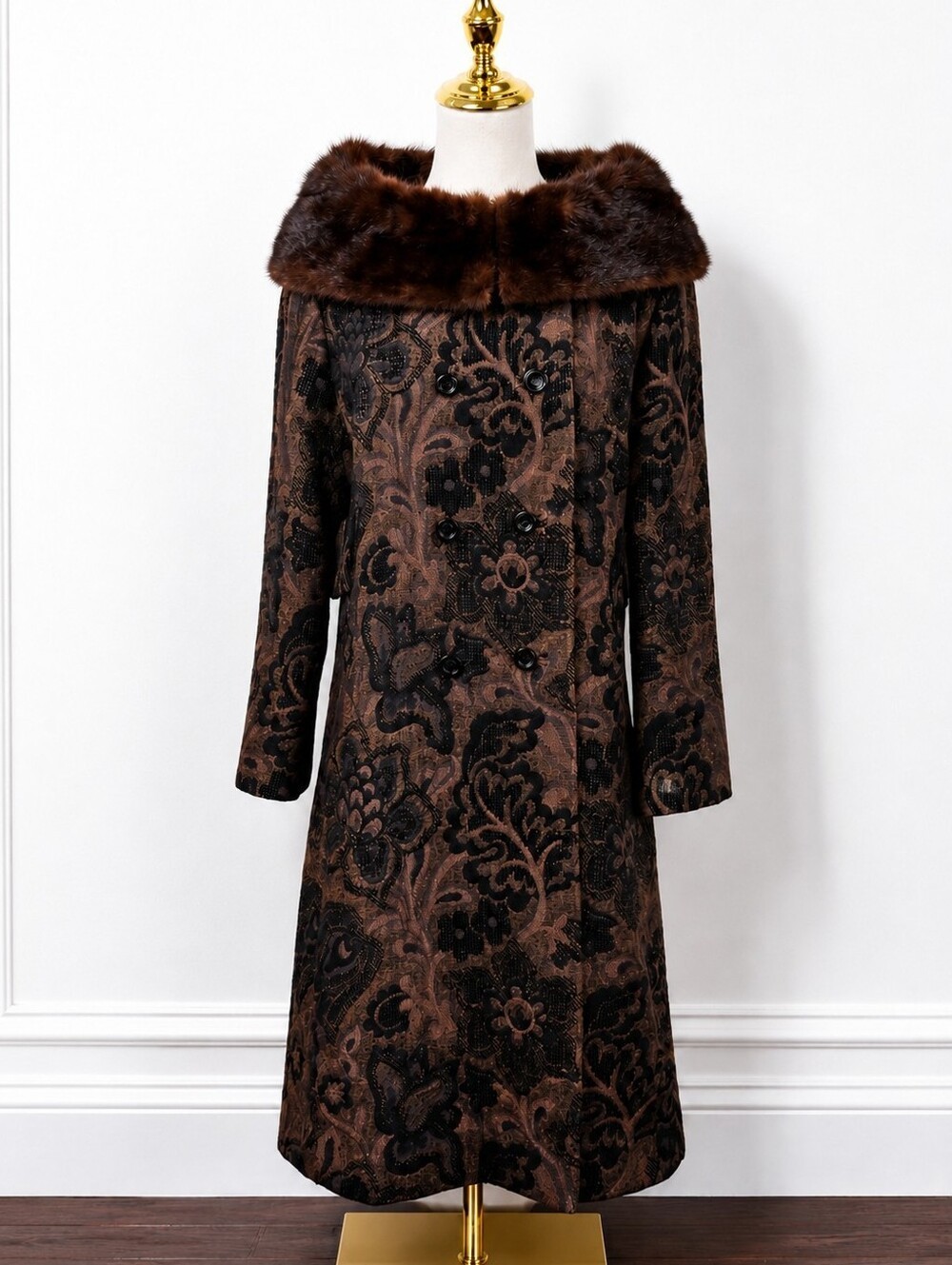 Vintage 1960s Betty Rose Tapestry Brocade Coat Mink Fur Collar Mod M