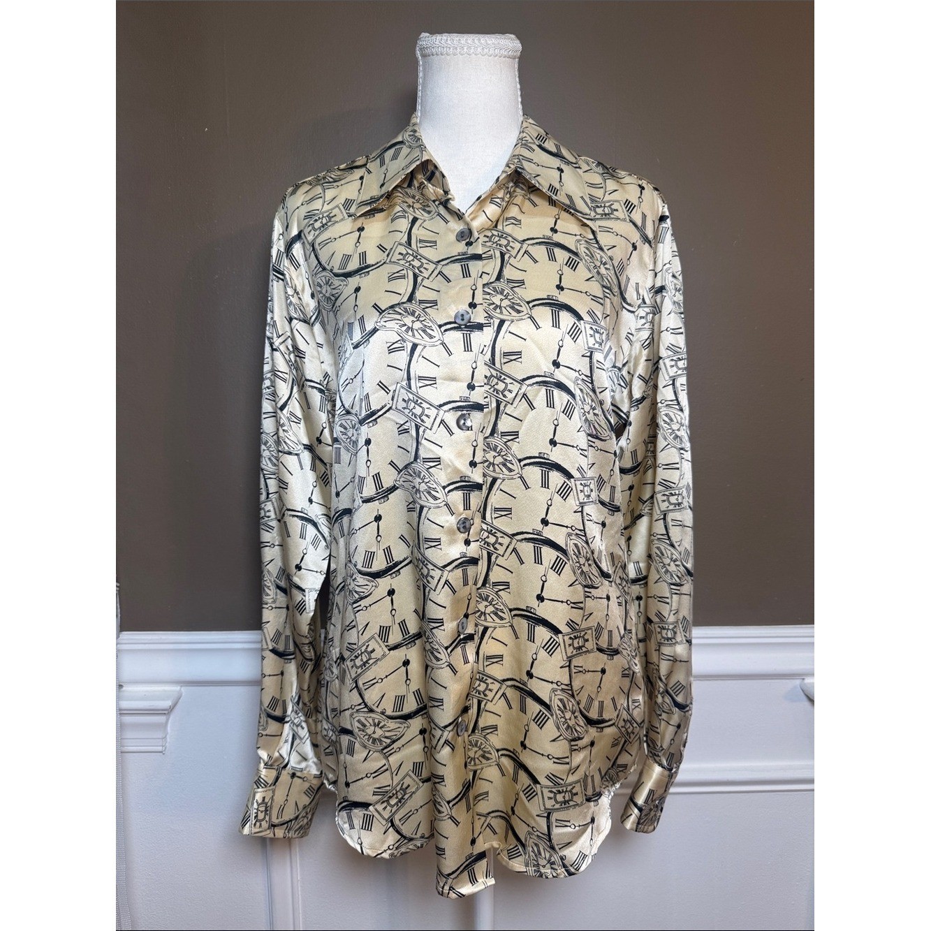 Vintage Rafaella 100% Silk Clock Print Blouse Size 8 Old Money Shirt