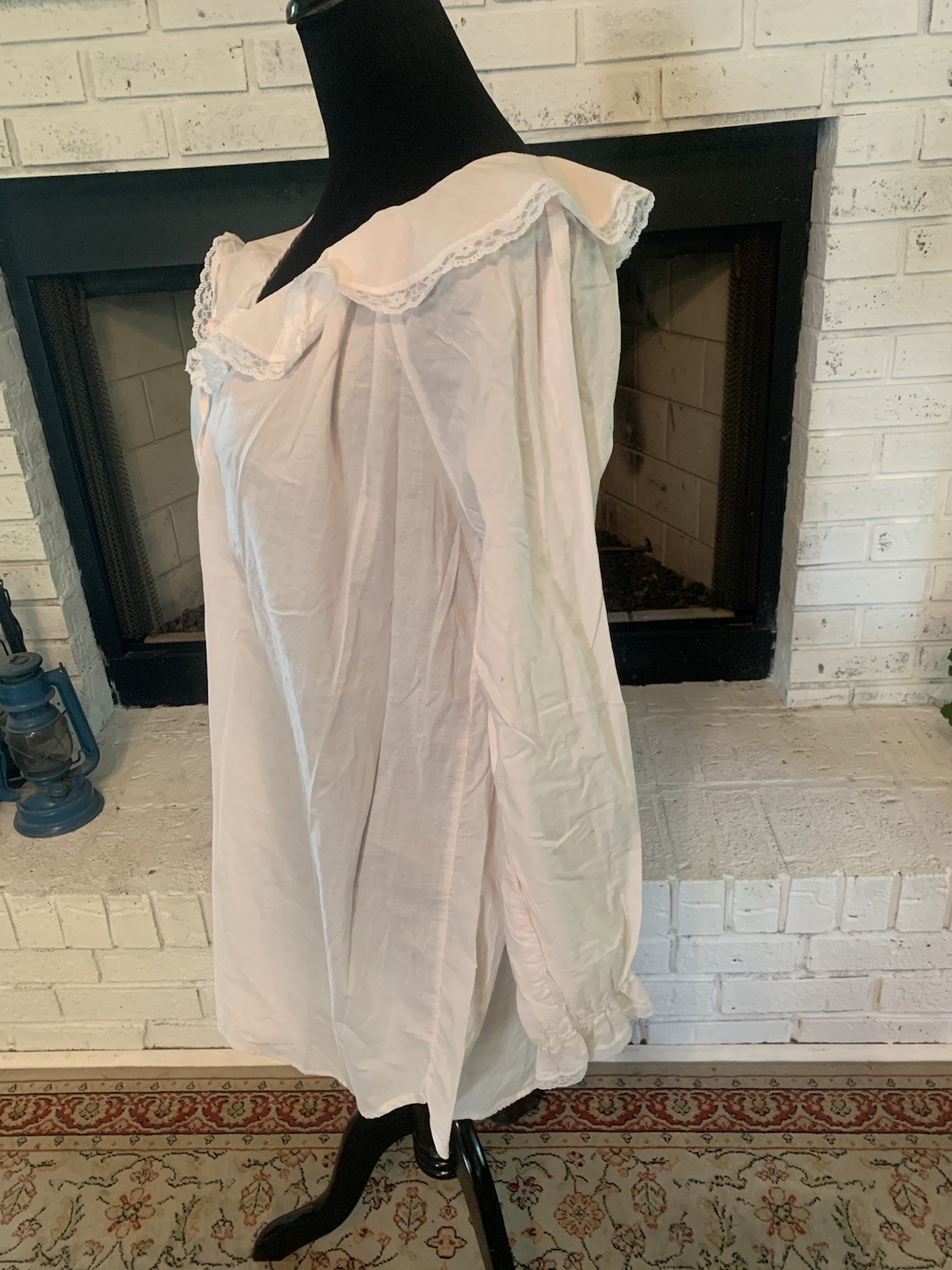 VTG Laura Ashley Parisian Romantic Pink Ruffle Night shirt Sz. Small 100% Cotton