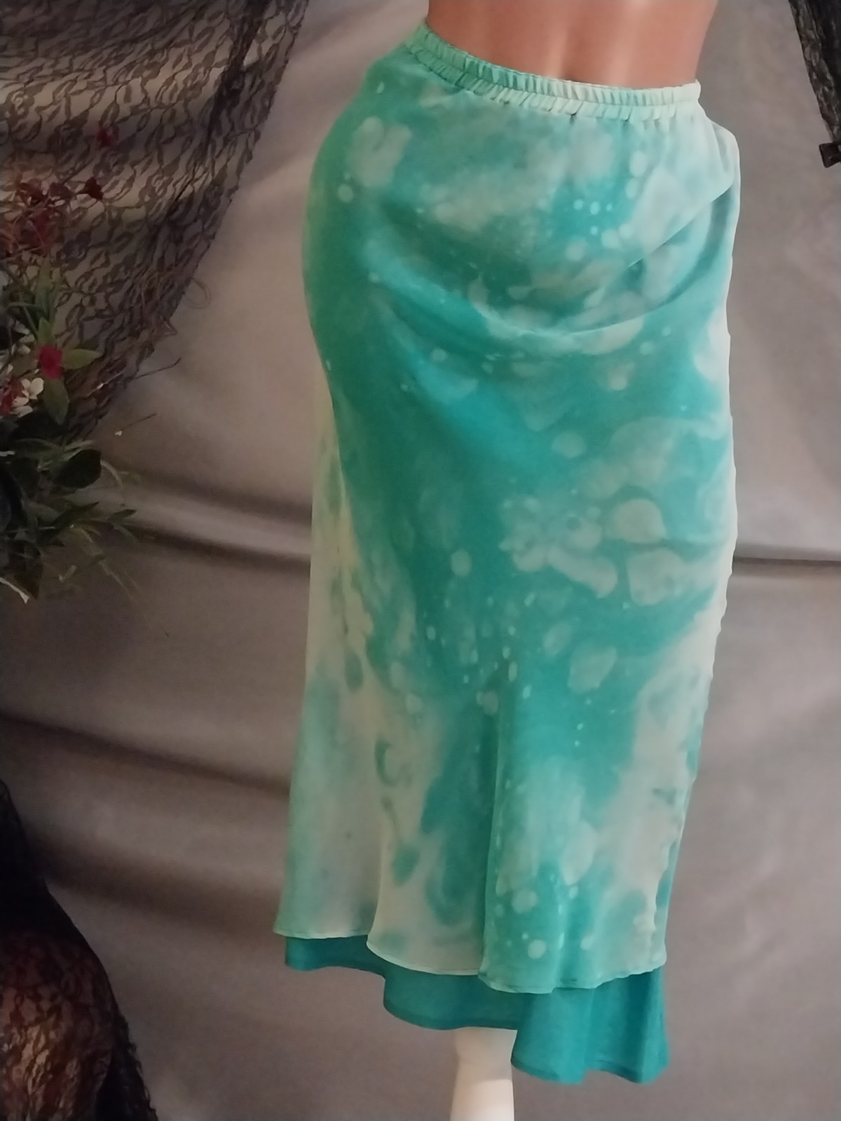 VTG SILK YOLANDA LORENTE HAND PAINTED FLORAL seafoam LAYERS SKIRT BLOUSE L 44