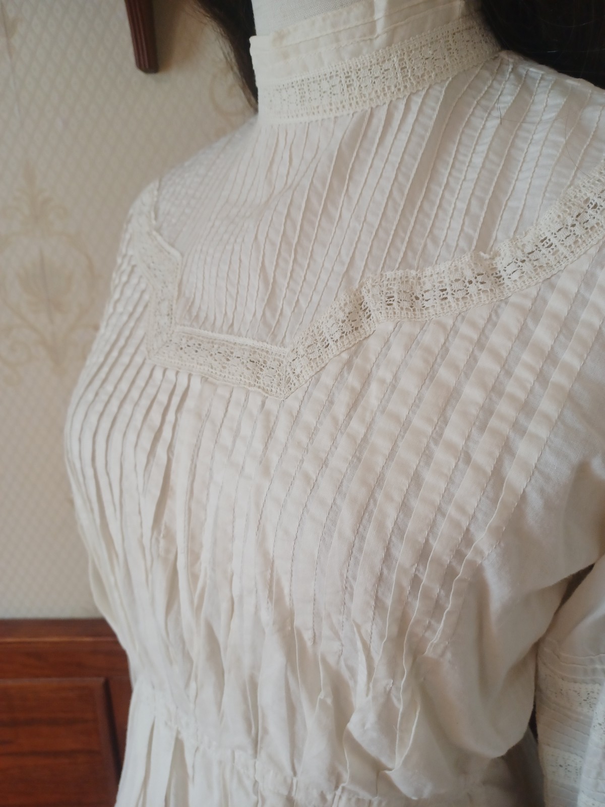 Vintage 1990s J. Peterman Pintuck Lace Cottagecore Edwardian Style Blouse