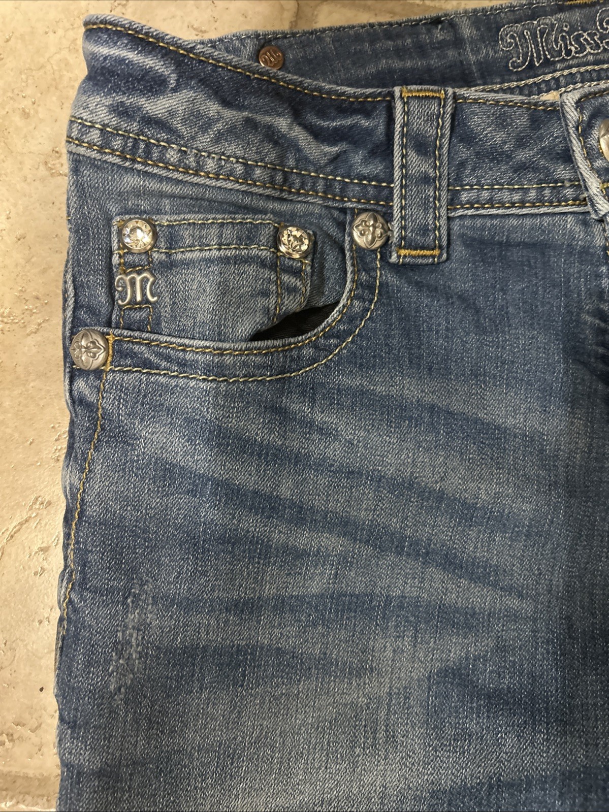 Miss Me Jeans Used Missing A Button On Back See Photos Size 25 Waste ￼
