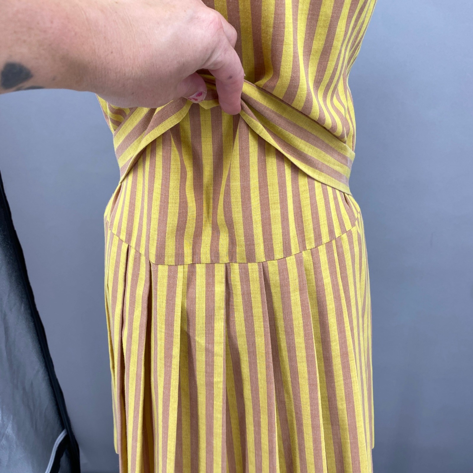 Vintage 60s Pacemaker Juniors Striped Drop Waist Pleated Dress Size XS Small Mod
