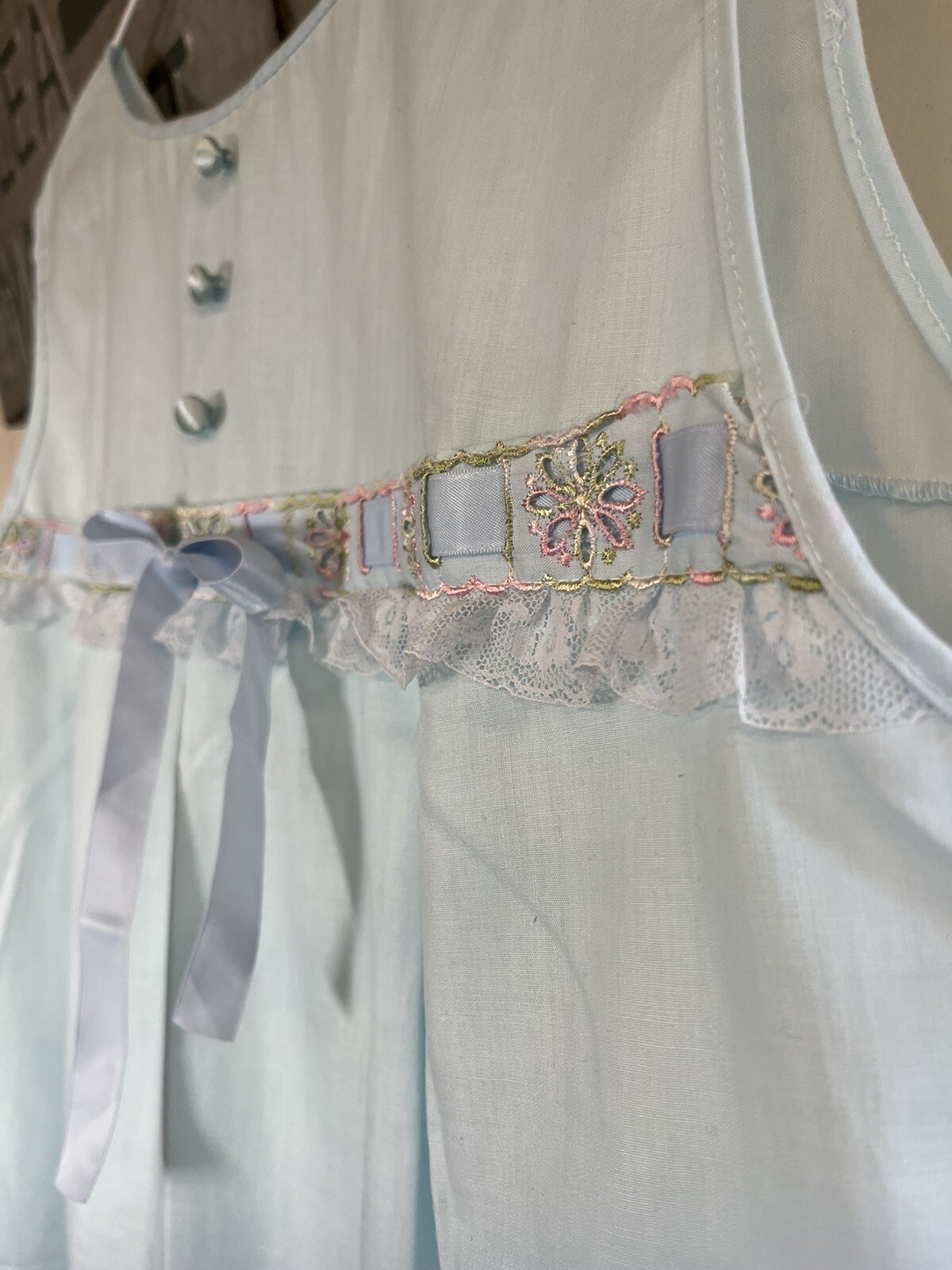 Vintage Grants ISIS Nightgown Medium Blue Ribbons Lace 1964-1973 Union EB87