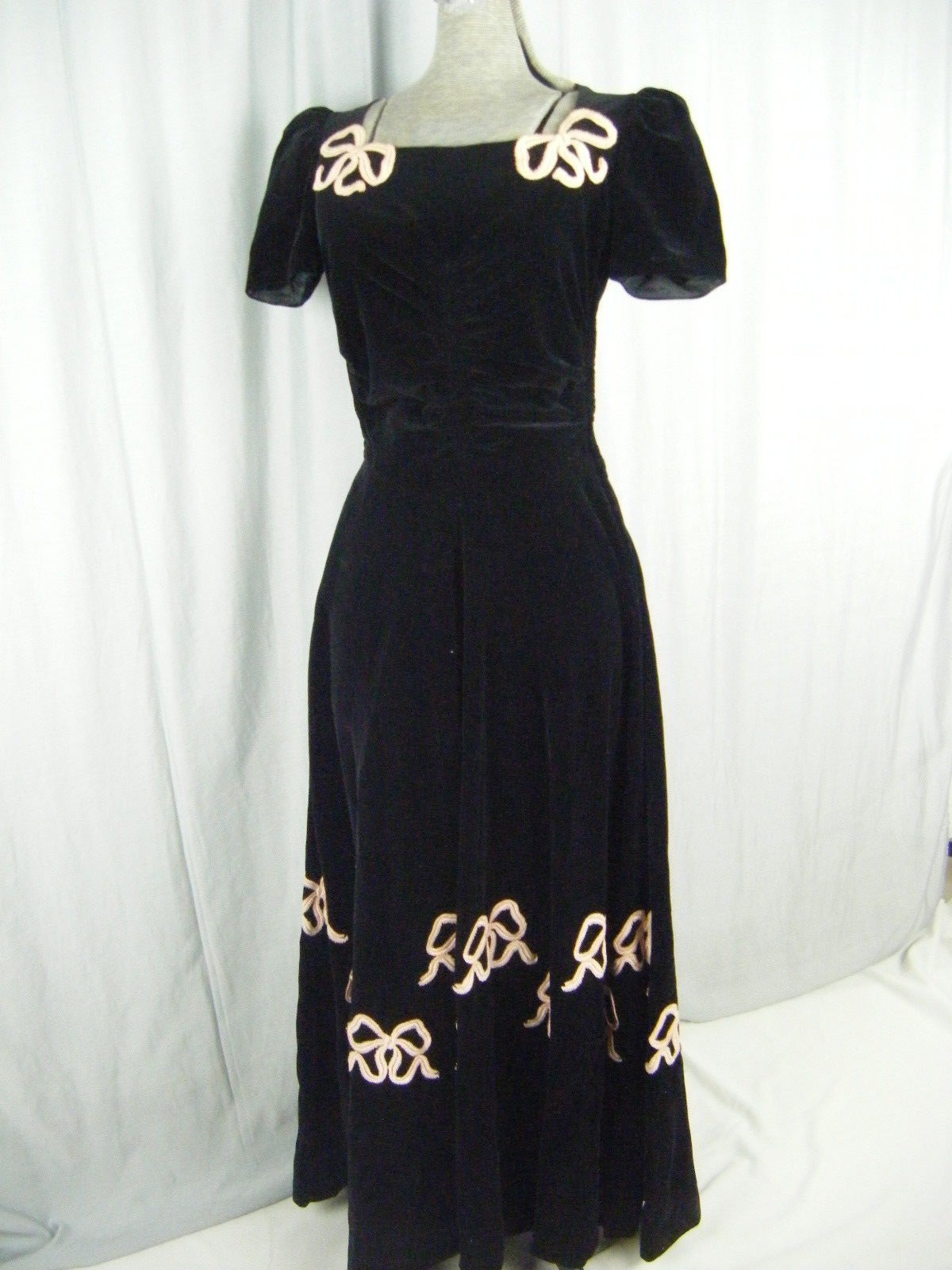 Rare F.O.G.A. Miss Junior Vtg 40s Black Velvet Pink Bows Long Dress-Bust 36/XS