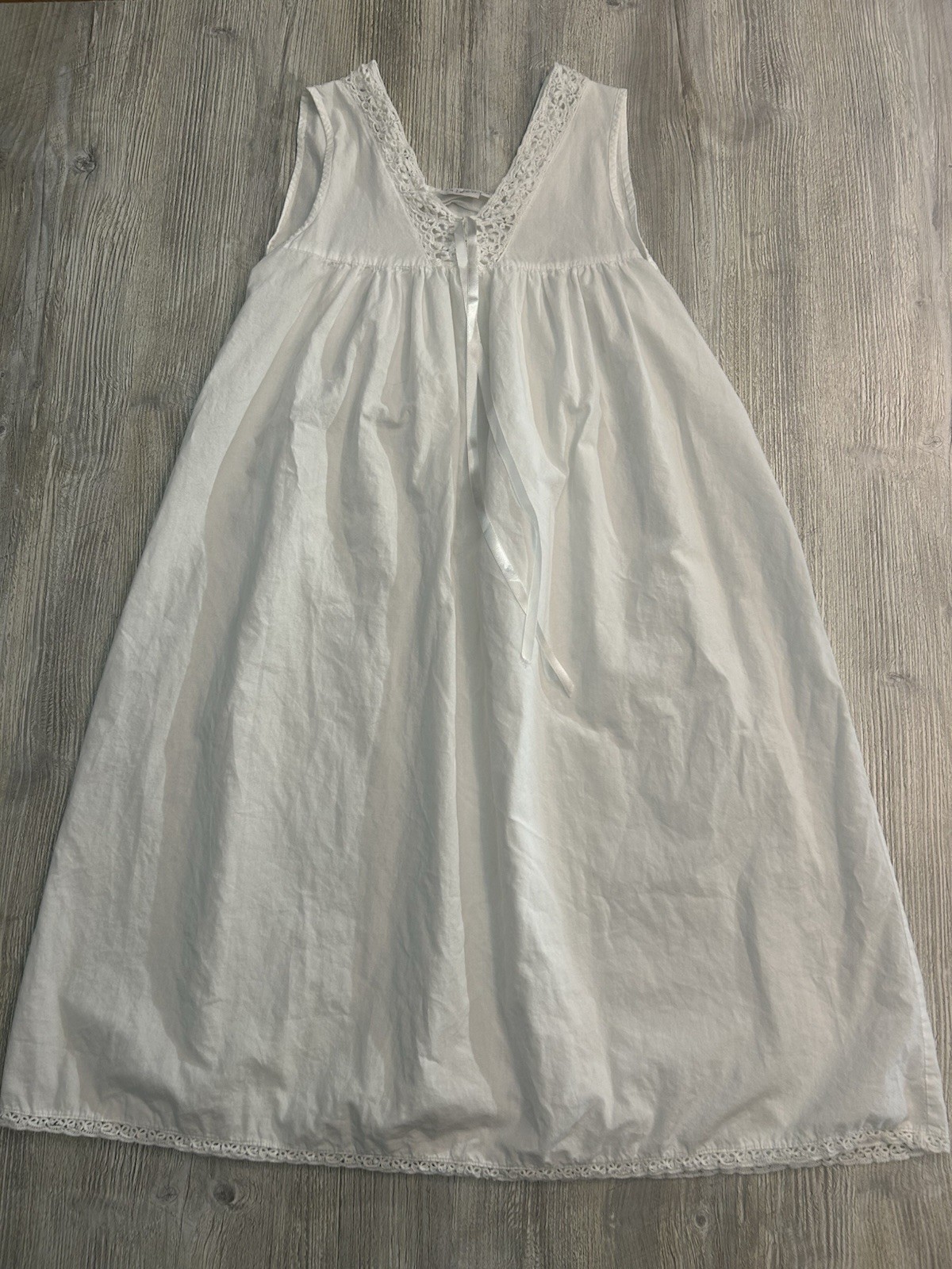 Vintage Taleen Cotton Medium Nightgown Sleeveless White Lace Trim Midi Cottage