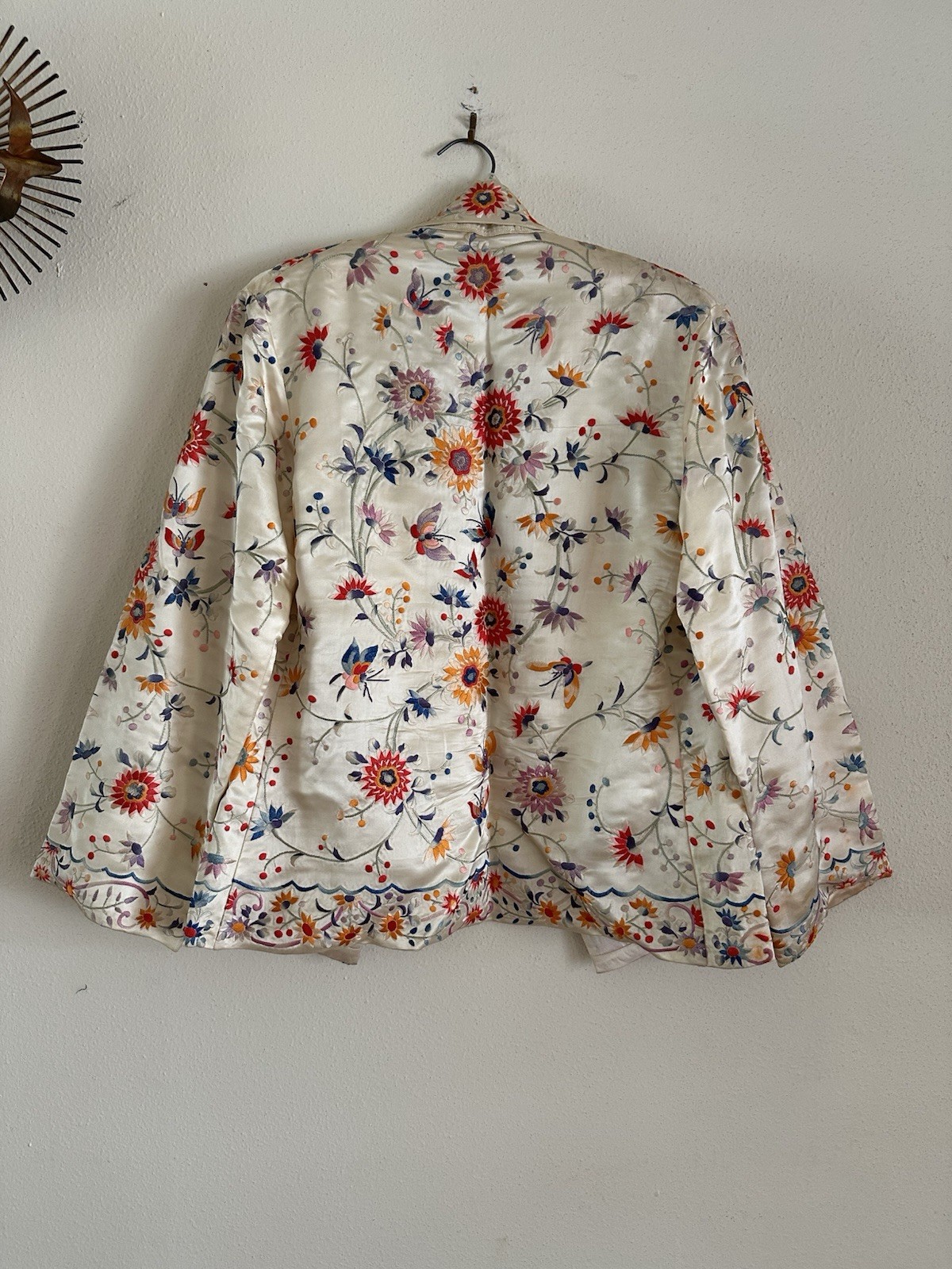 1920s 30s Silk Embroidered Export Piano Shawl Jacket Moth Floral Peking Knot VTG