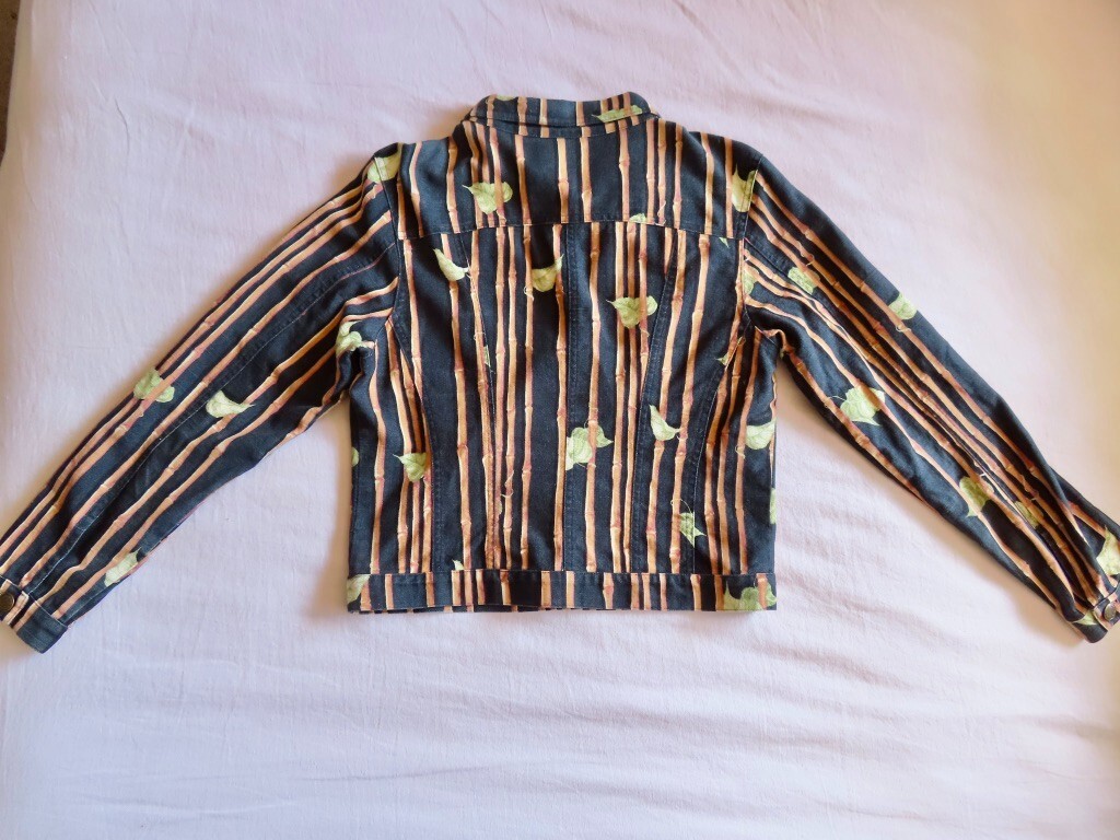 1990s Vintage Bamboo Leaf Print Black Cotton Jacket sz Medium 37&Prime; chest