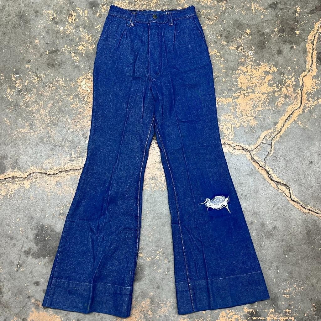 VINTAGE 60S 70S WRANGLER BELL BOTTOM DENIM JEANS SIZE 26X30 11/12 USA DISTRESSED