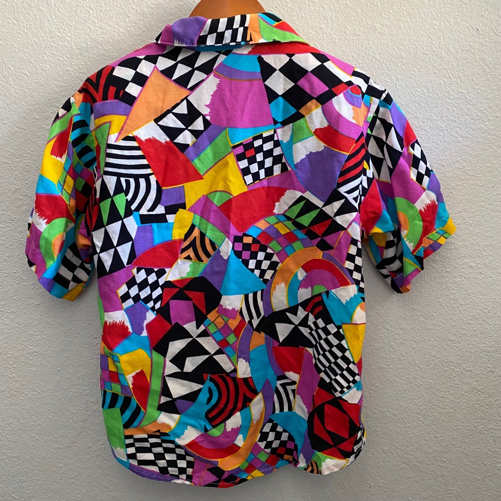 Vintage Abstract Geometric Button Up Made in USA – fits like small-xs
