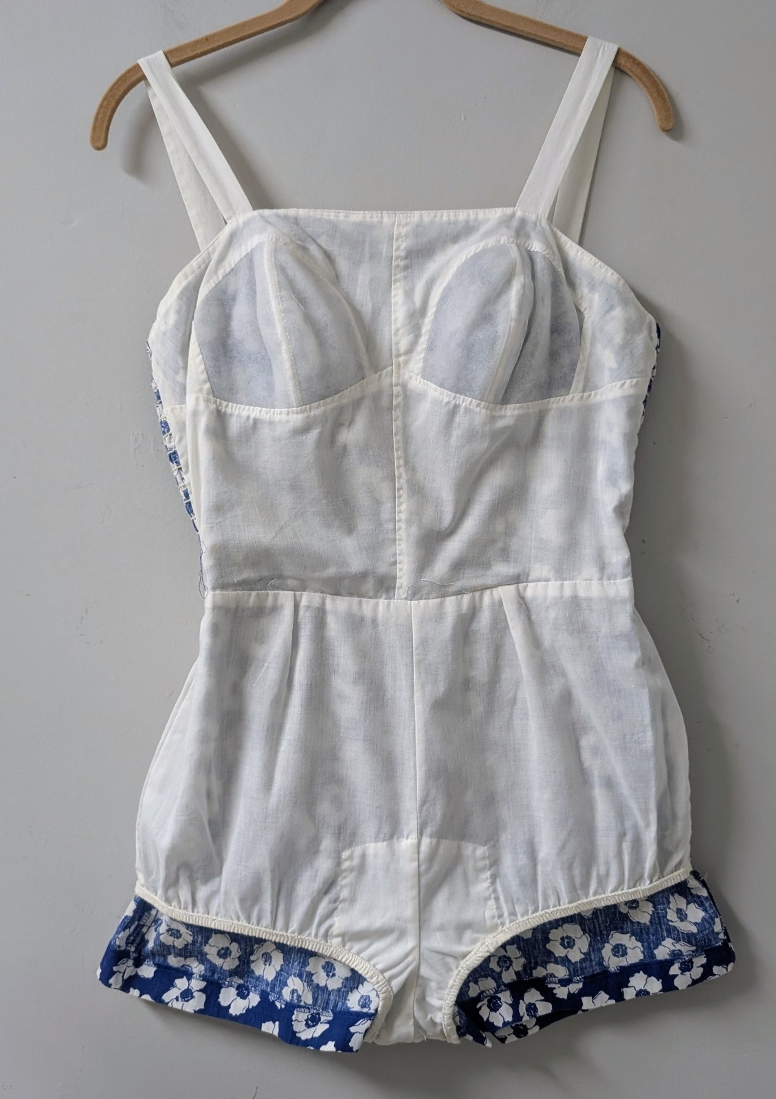 Vintage Sea Waves Floral Blue White Playsuit Romper Smocked Soft Bra S/M