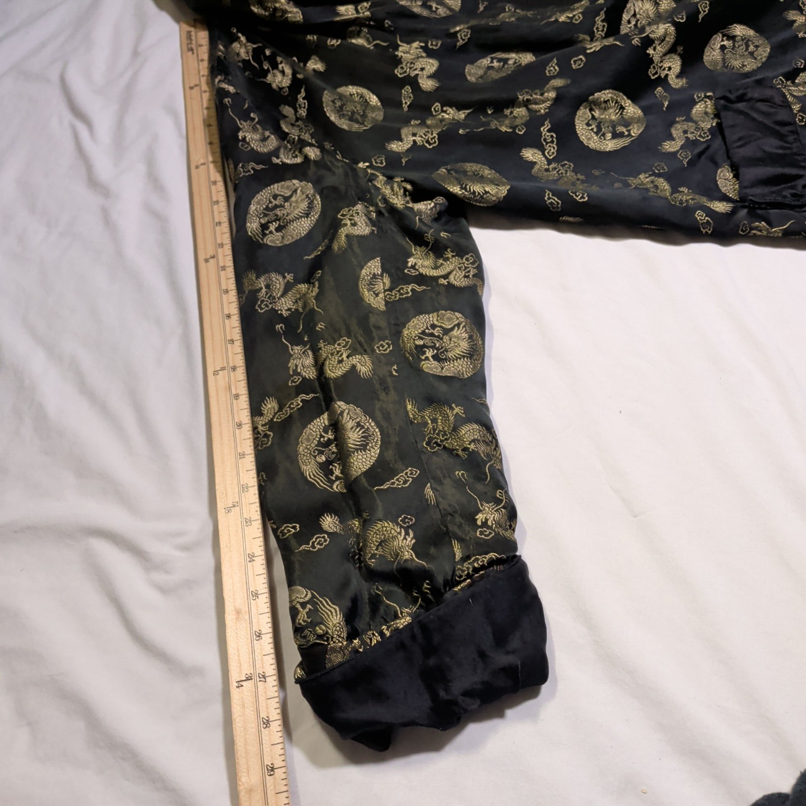 Vintage Solz Squirrel Robe Mens Size 46 Black Gold Dragon Oriental China Chinese