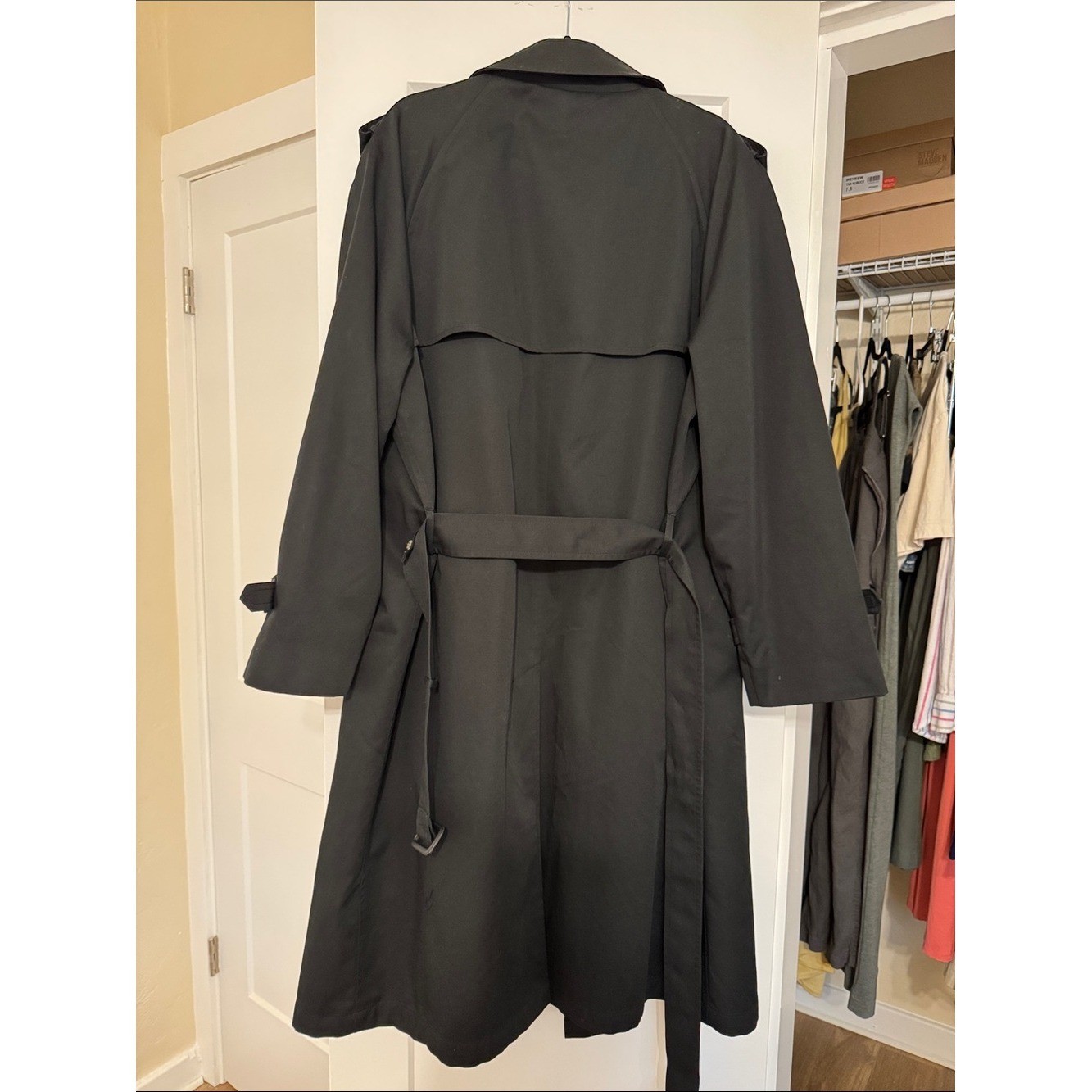 Vintage Black Double Breasted Belted Trench Coat Women&rsquo;s Classic Long Coat