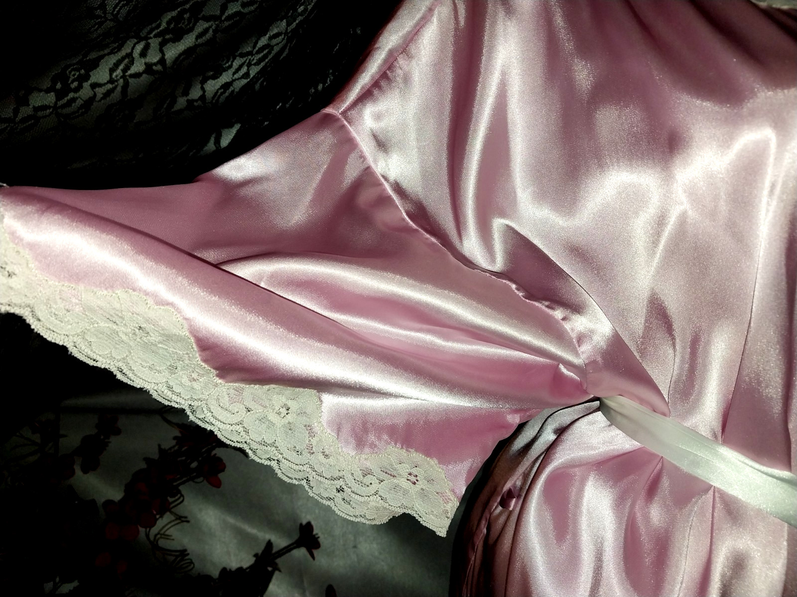 VTG SATIN SHINY PINK LIQUID BABYDOLL NIGHTGOWN PJS NIGHTIE ROBE 2X 54&Prime; LACY APLQ