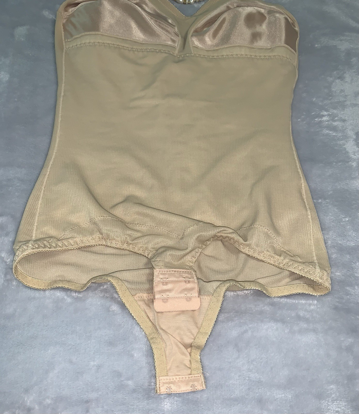VTG Body briefer All-In-One Girdle Bodysuit 38C Shiny Cups Shaping Slimming