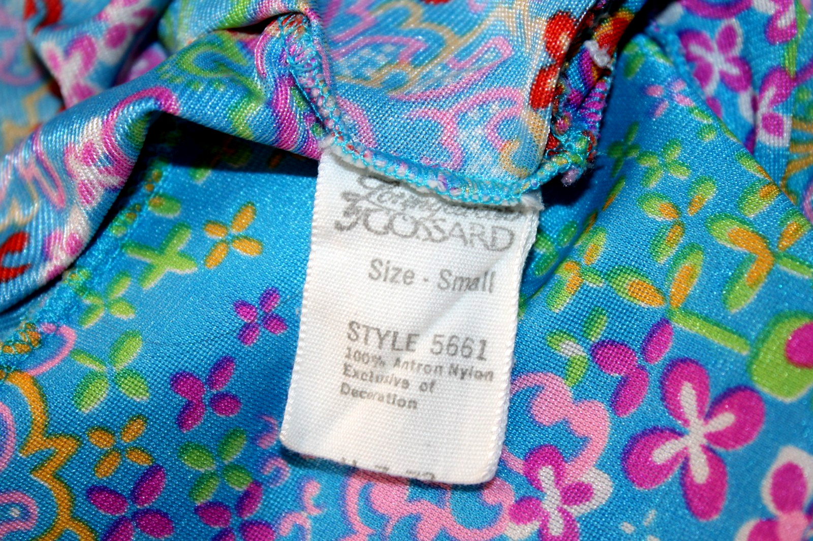 Vintage Loungewear by Gossard Nylon Long Multicolor Floral Lounger Robe Sz-Sm