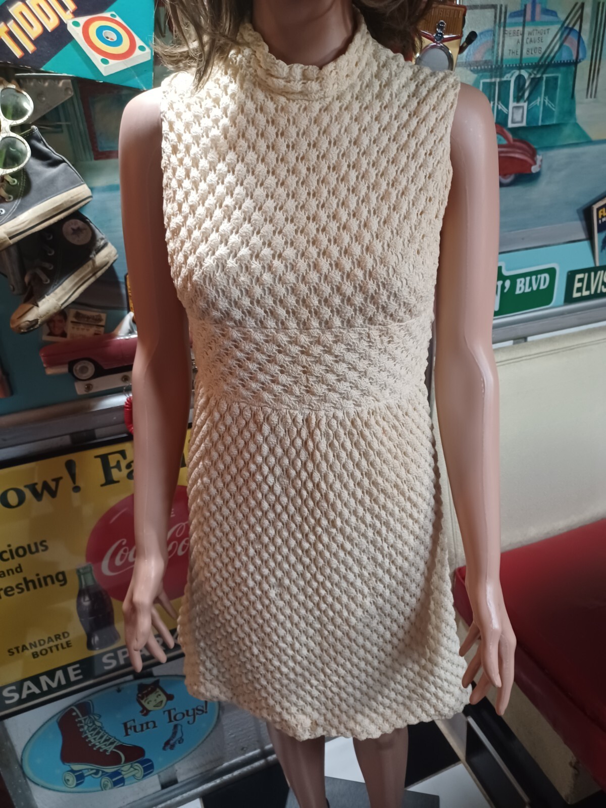 VTG Mid-century 1960s / 1970s Mod Crochet Sleeveless Mini Dress Groovy Ivory S